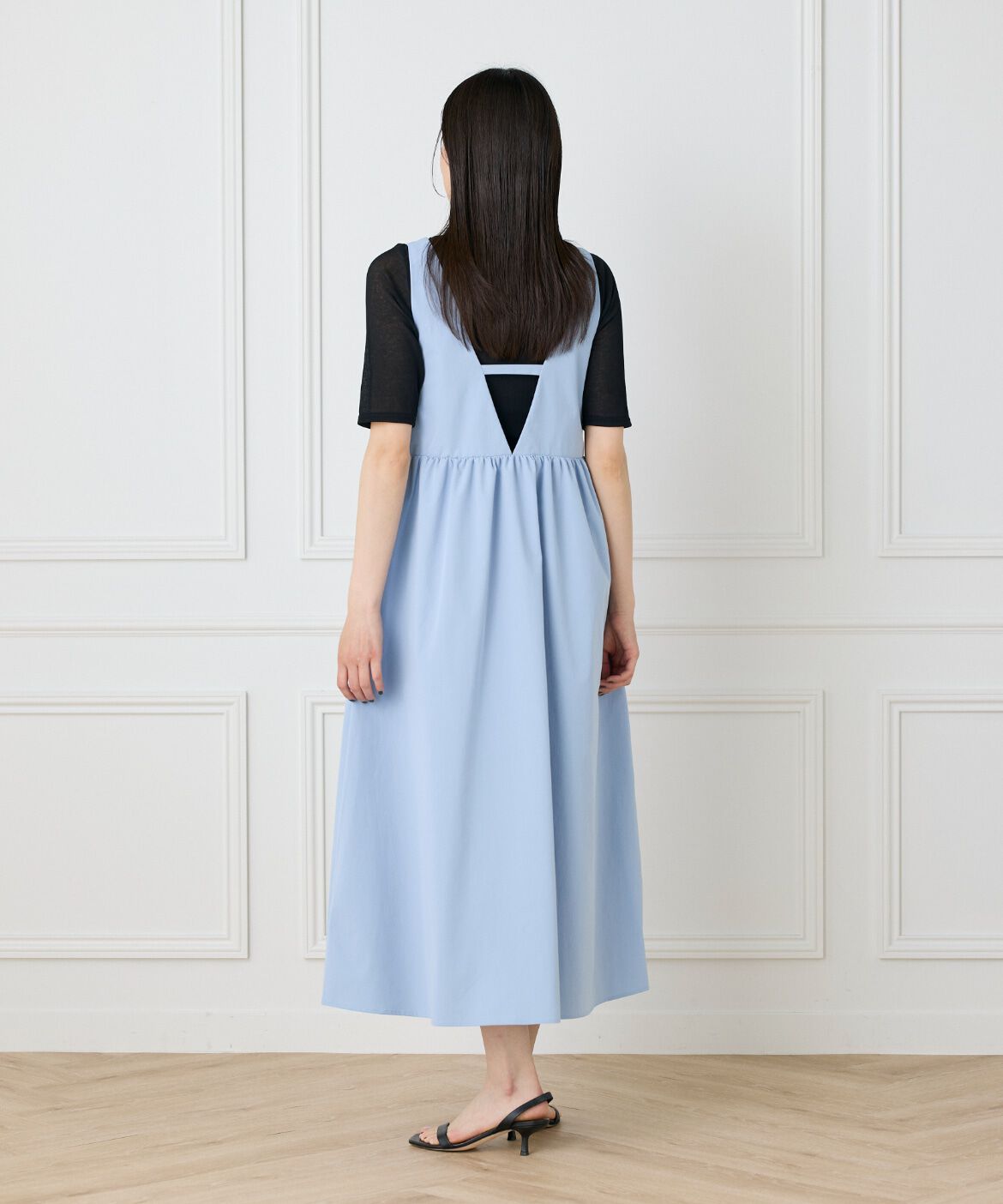 DAY by DAY it&rsquo;s international「Vラインワンピース」|ワンピース|