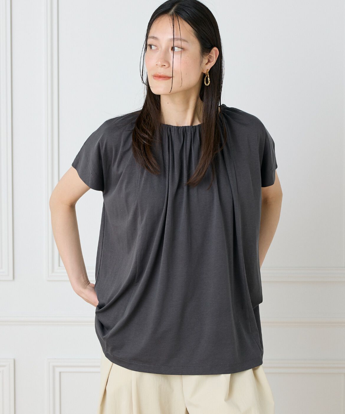 I.T.'S international「ギャザーネックフレンチプルオーバー」|Tシャツ・カットソー|スミクロ5