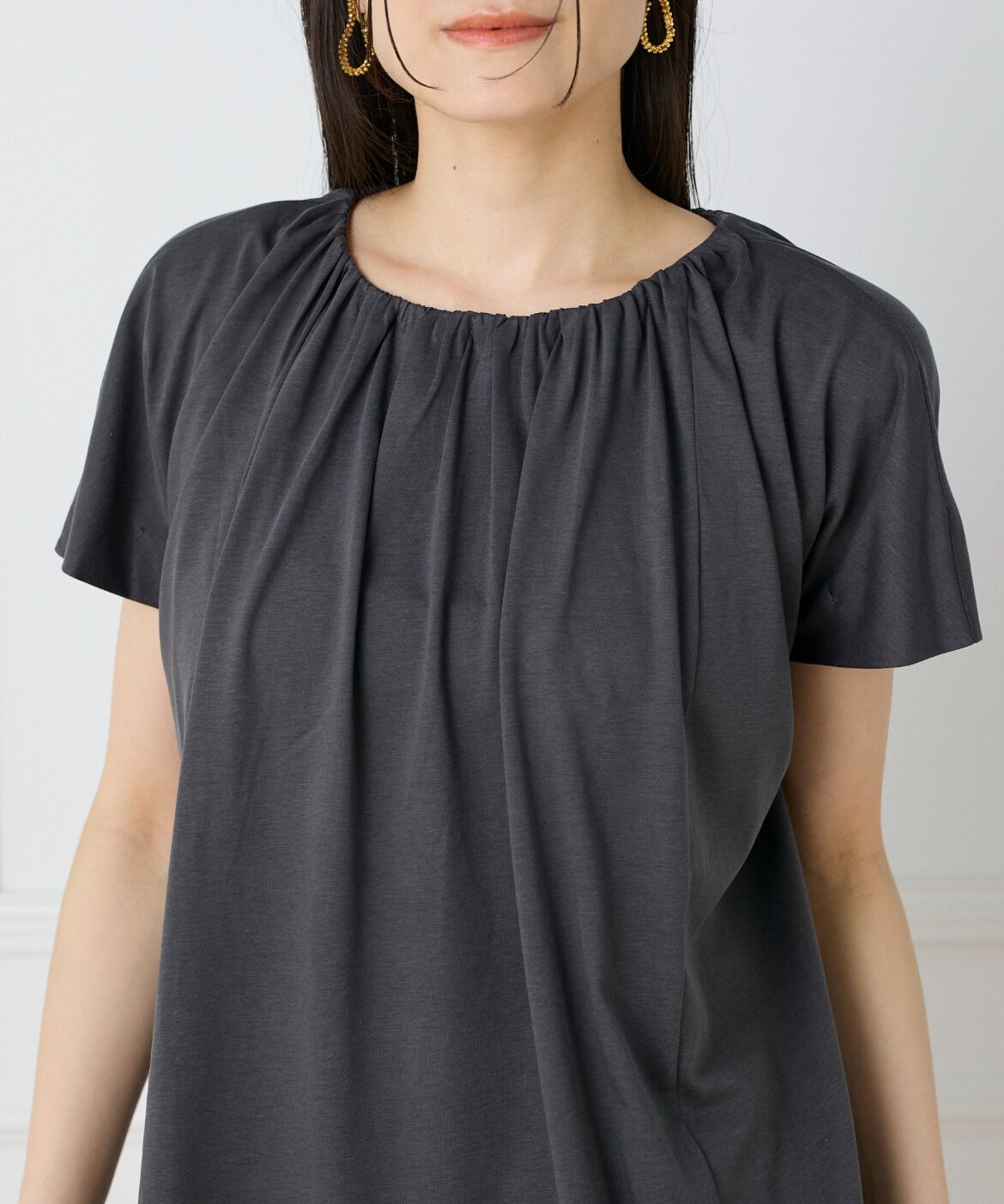 I.T.'S international「ギャザーネックフレンチプルオーバー」|Tシャツ・カットソー|