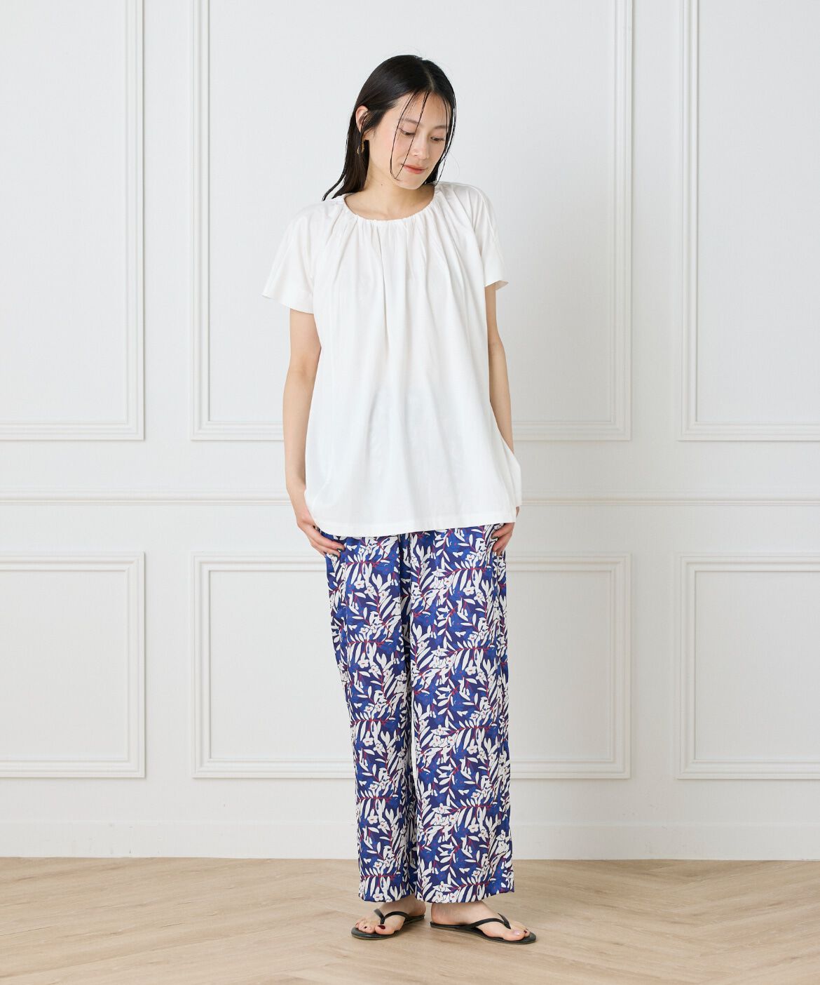 I.T.'S international「ギャザーネックフレンチプルオーバー」|Tシャツ・カットソー|