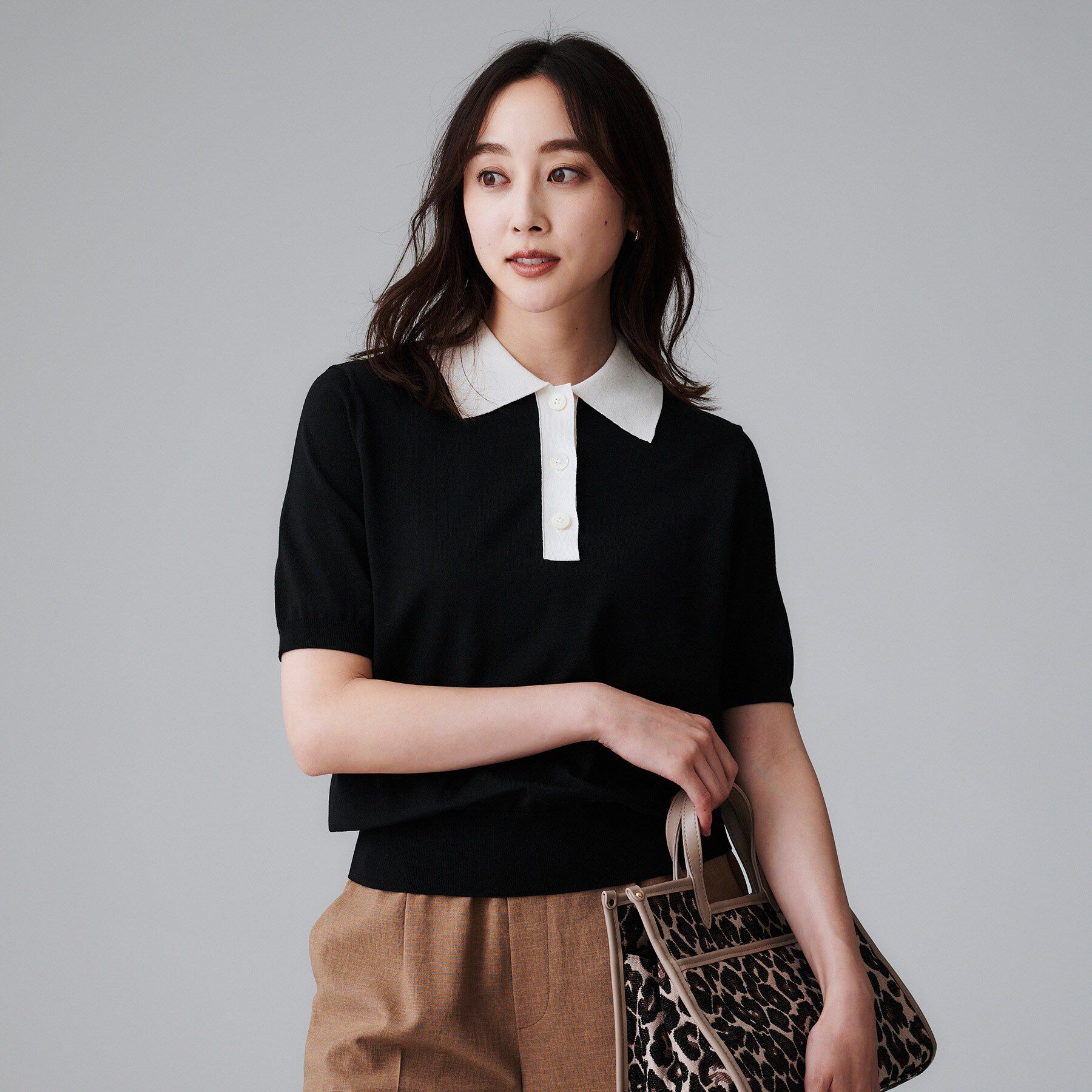 UNTITLED「【秋のトレンド/きれいめ】5分袖ポロニット」|ニット・セーター|ブラック(519)