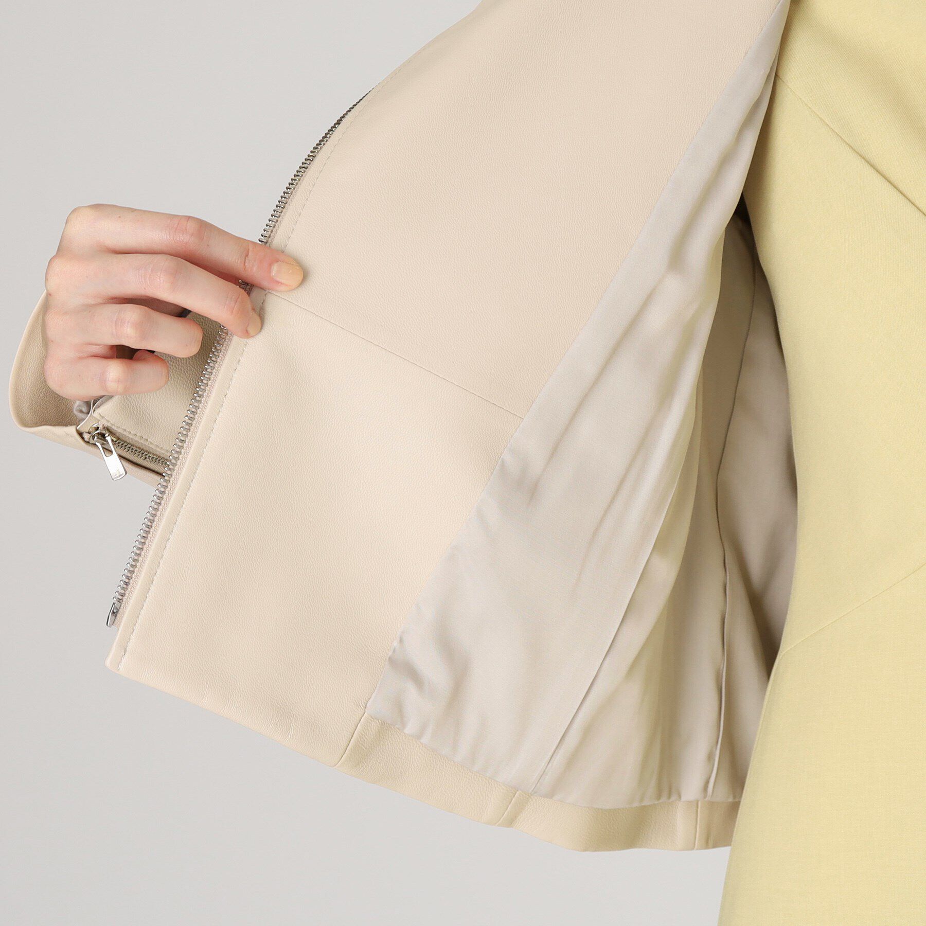 COUP DE CHANCE「【羊革】女性らしい雰囲気にこだわったレザーブルゾン」|ライダースジャケット|