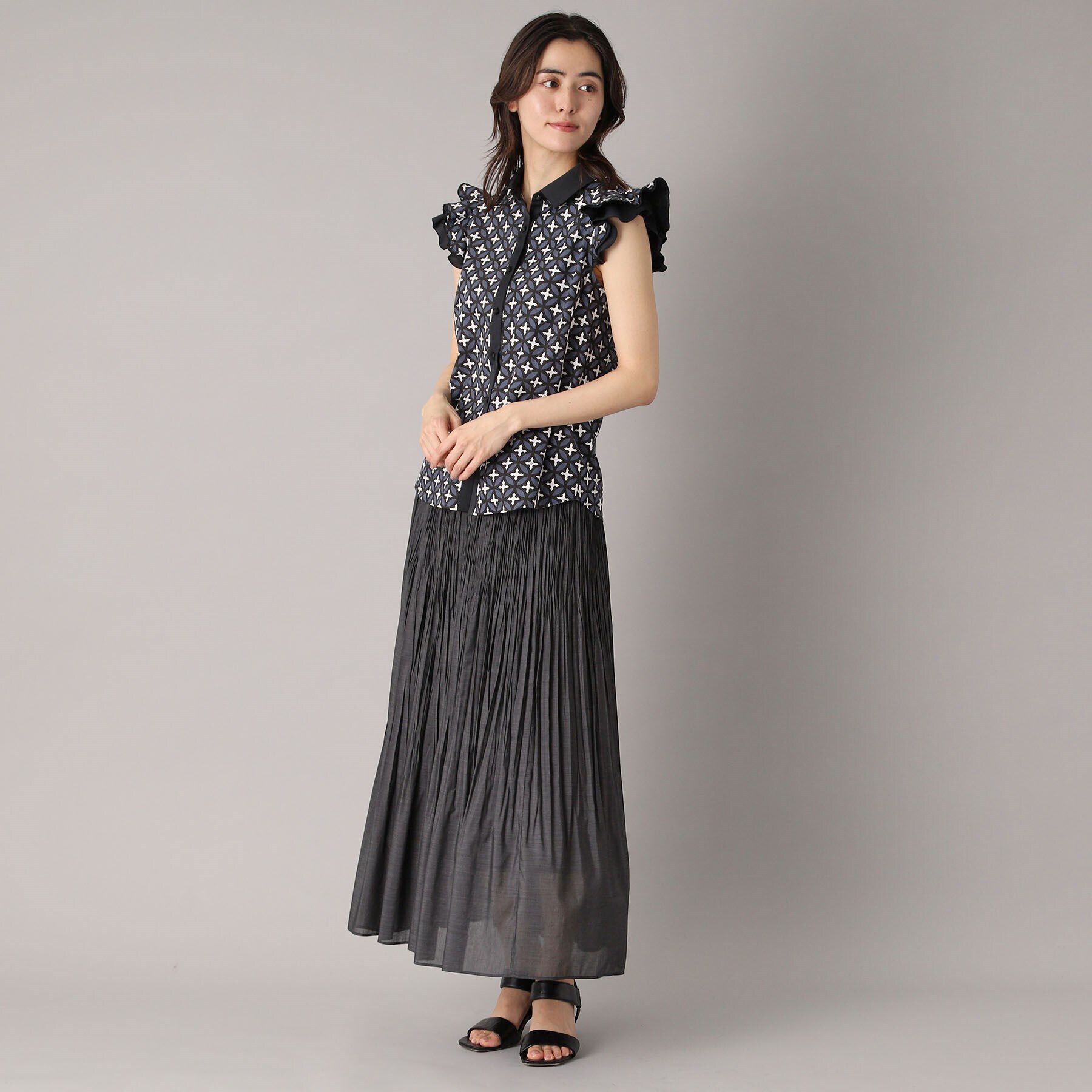 DRESSTERIOR「【大人百花春号掲載 モデル美香さん着用】オーバーラップウィングスリーブブラウス」|シャツ・ブラウス|