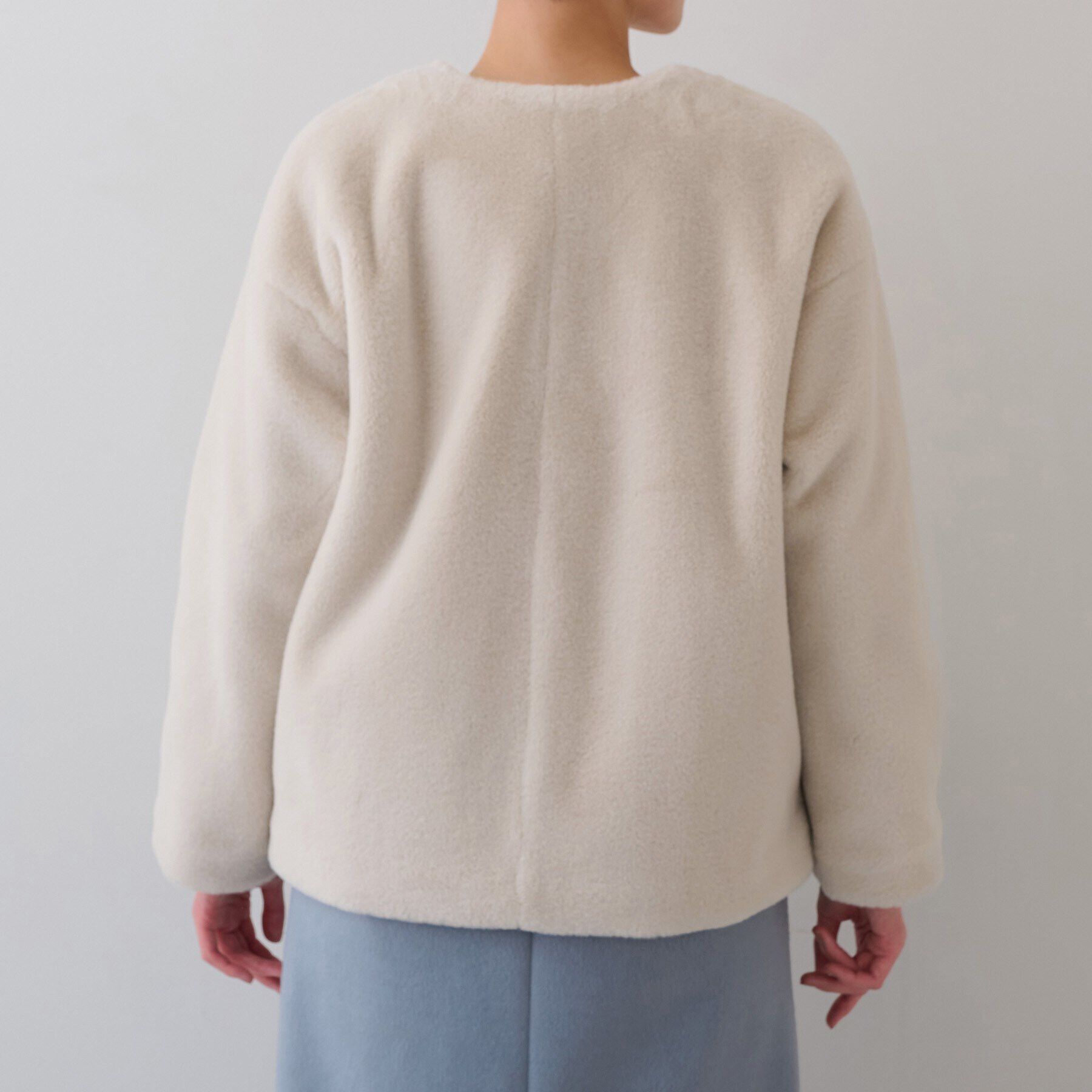 INDIVI「【トレンドコート】大人フェイクファーコート」|ノーカラーコート|