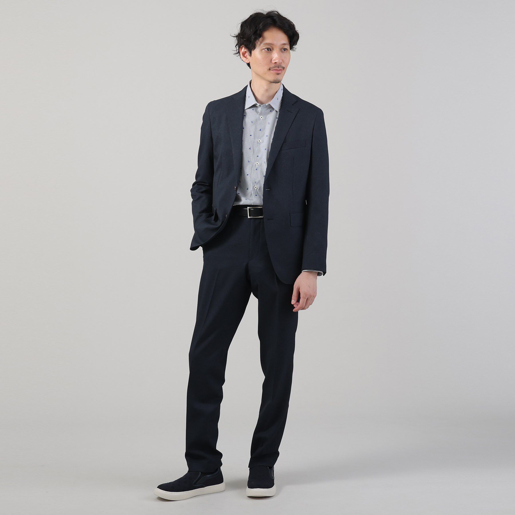 TAKEO KIKUCHI「【ONOFF/セットアップ対応】メランジ シャークスキン ストレッチジャケット」|テーラードジャケット|