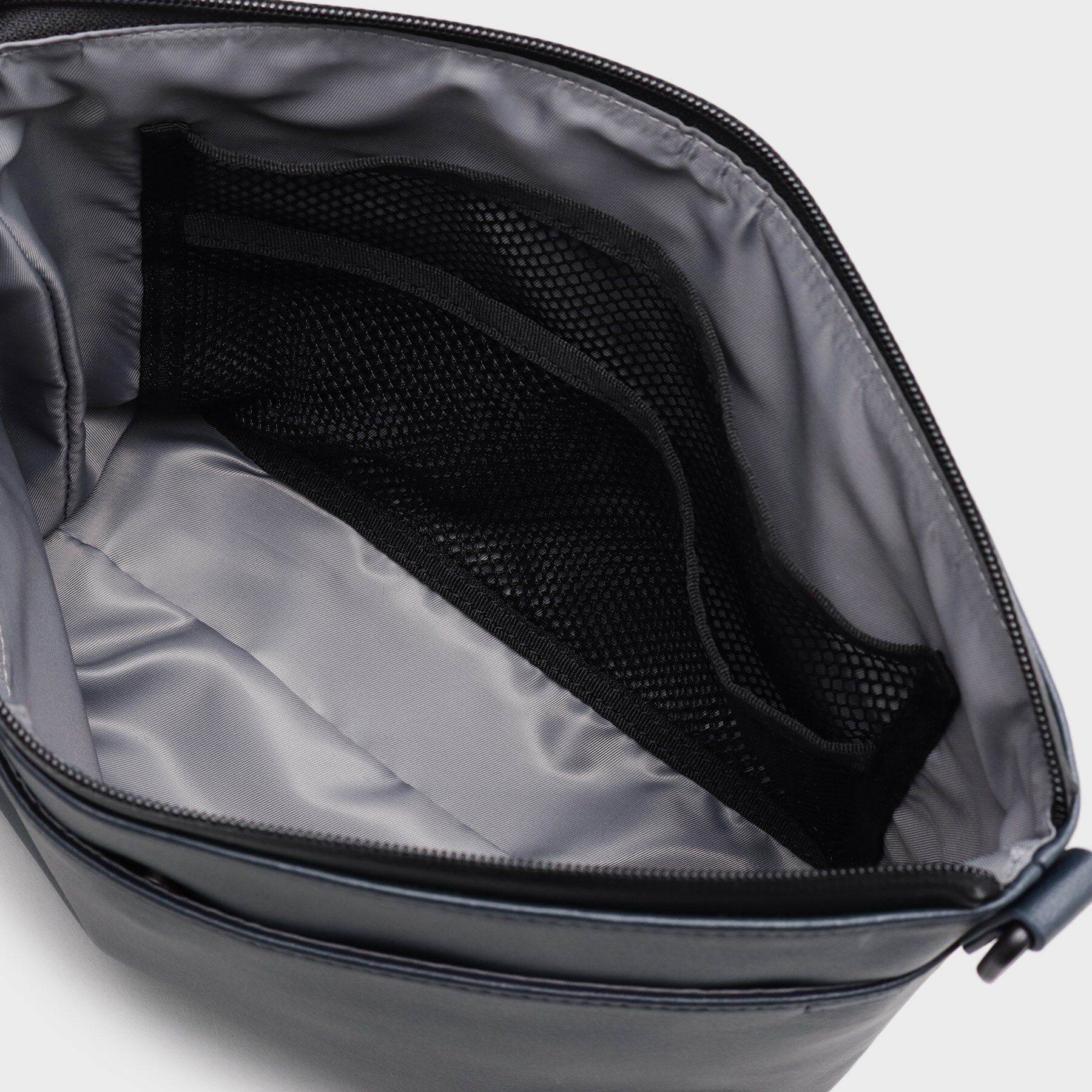 TAKEO KIKUCHI「【撥水】ライトウェイト ミニショルダーバッグ」|ショルダー・メッセンジャー|