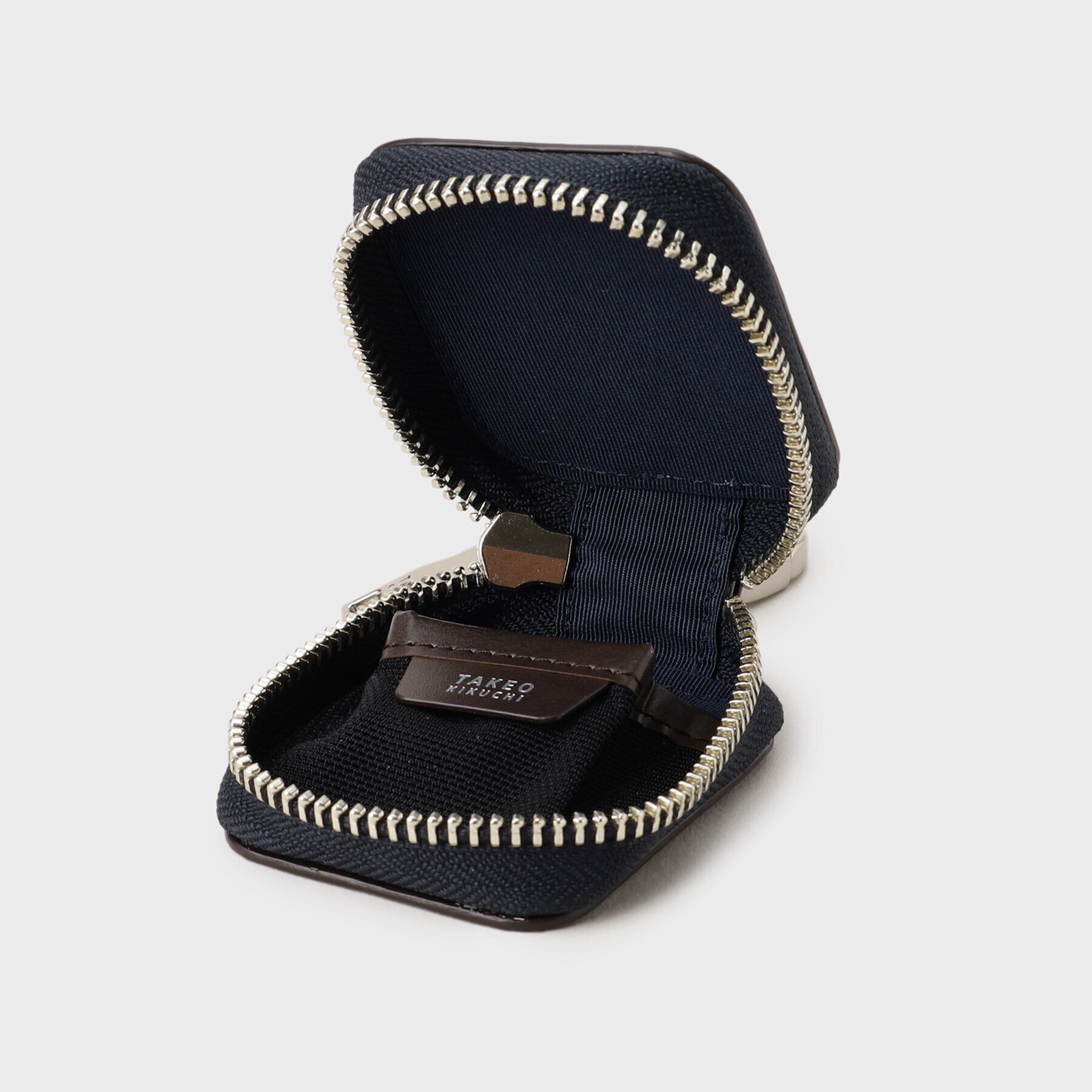 TAKEO KIKUCHI「【NEW レザーリップルシリーズ】Bluetoothイヤフォン＆マルチケース」|その他|