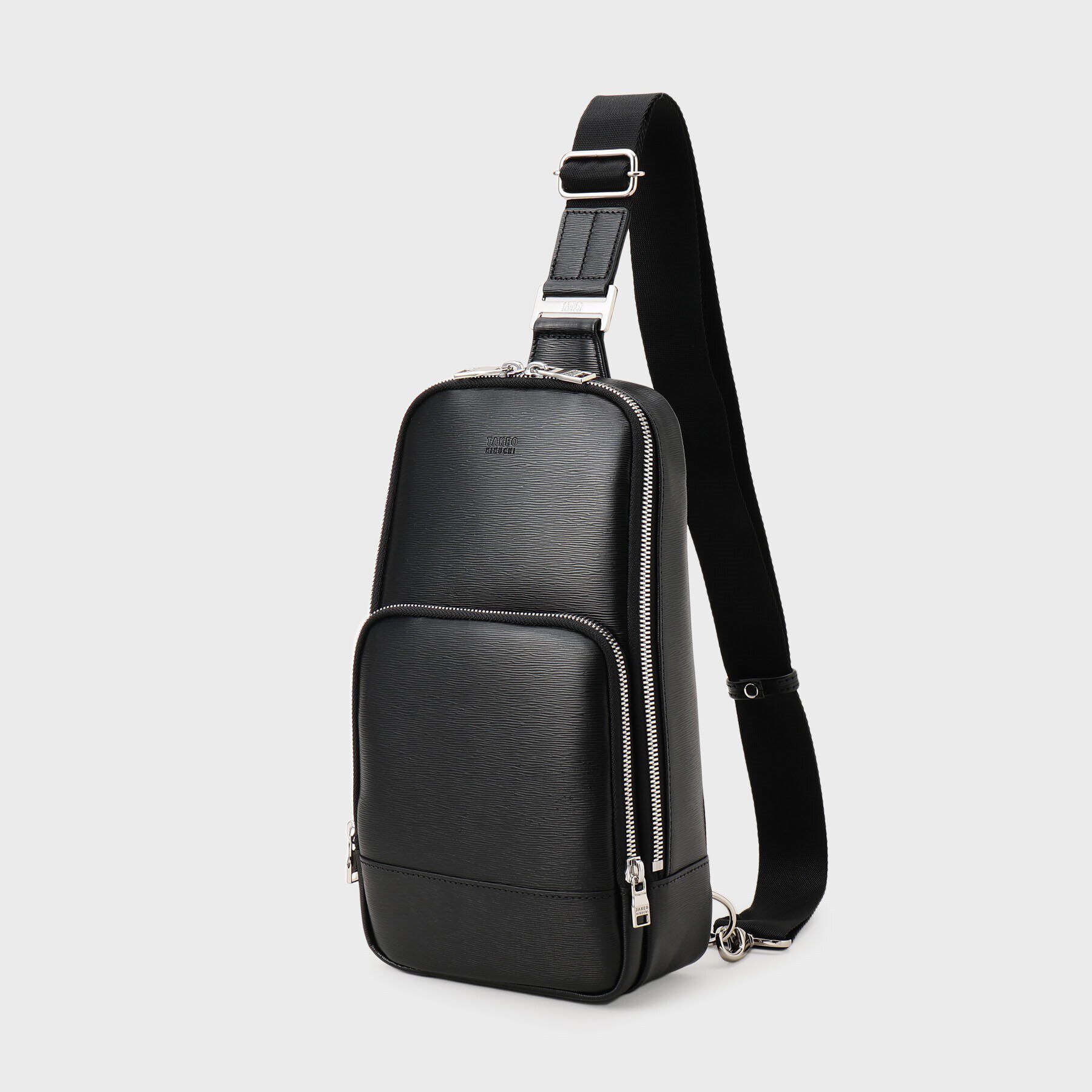 TAKEO KIKUCHI「水シボレザーワンショルダーバッグ」|ショルダー・メッセンジャー|ブラック(019)