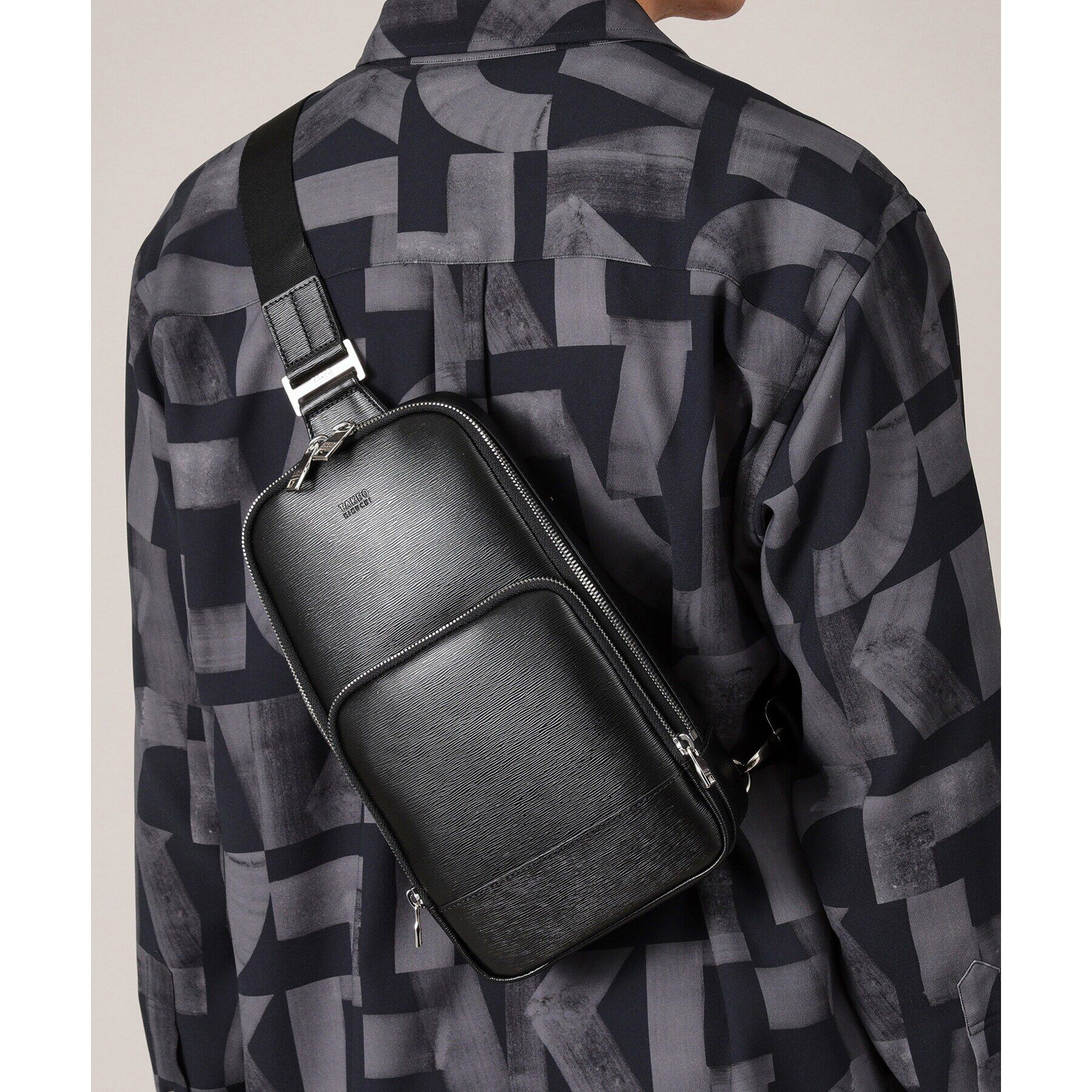 TAKEO KIKUCHI「水シボレザーワンショルダーバッグ」|ショルダー・メッセンジャー|