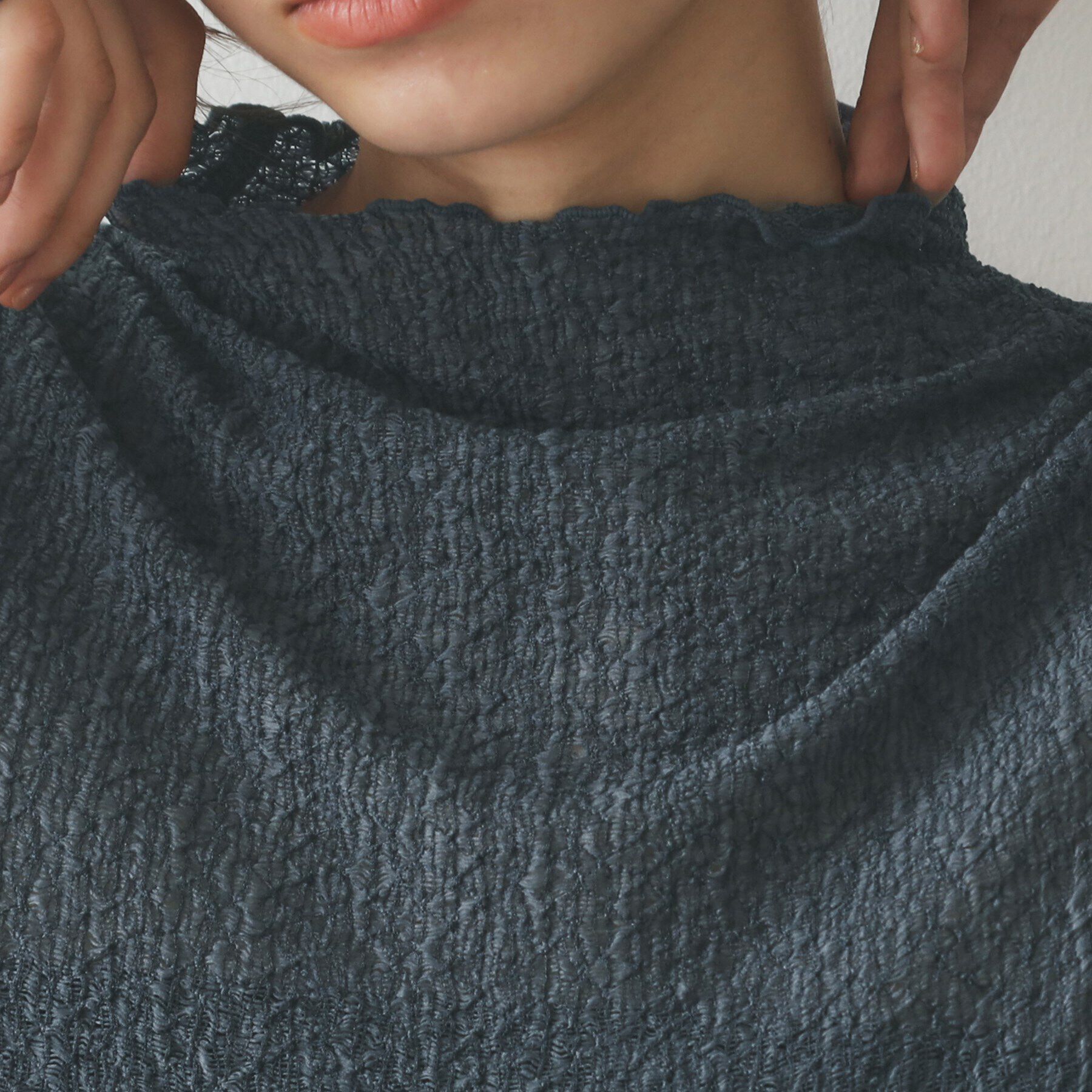 OPAQUE.CLIP「シアーレースハイネックトップス【洗濯機洗い可】」|Tシャツ・カットソー|