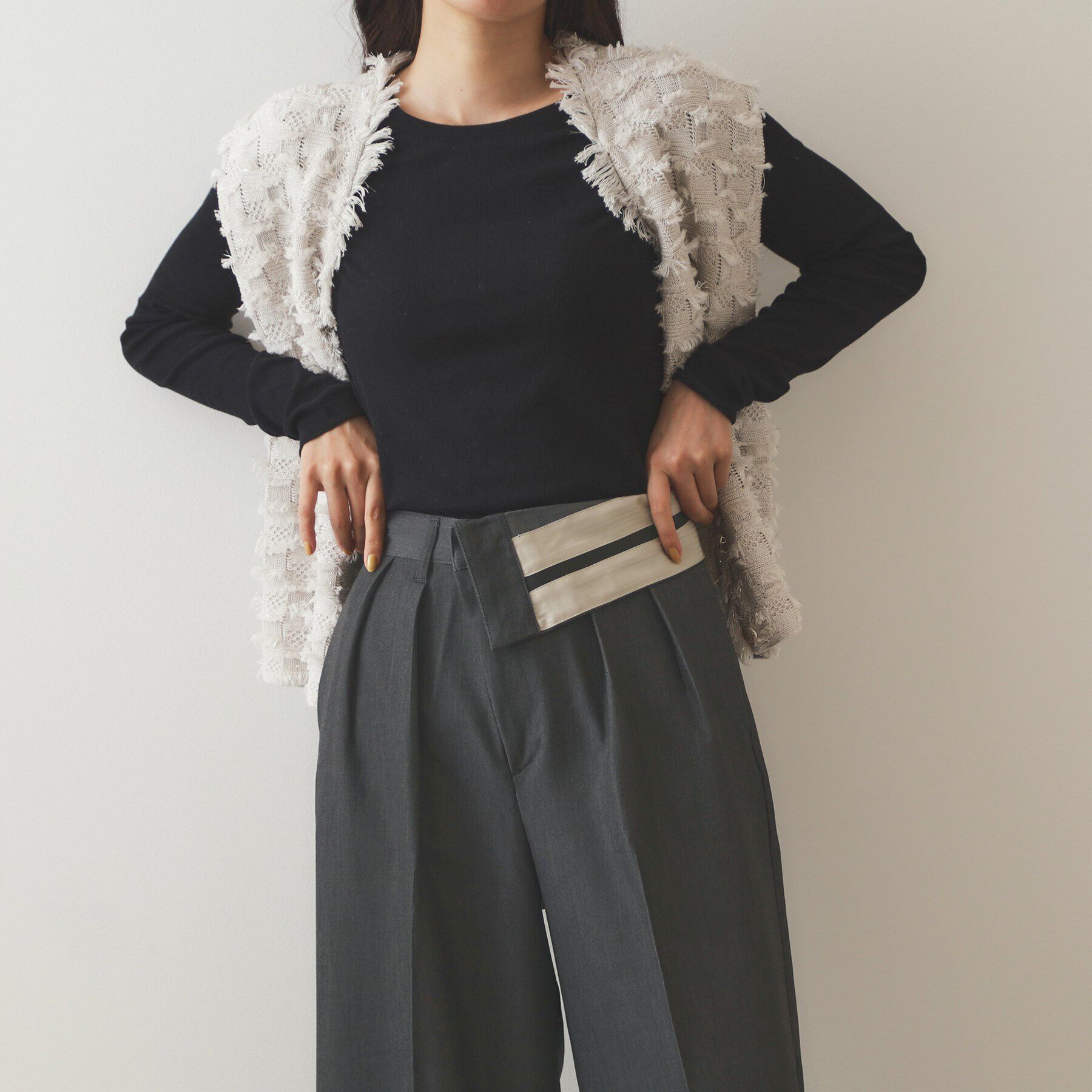 OPAQUE.CLIP「マーベルトデザイン タックワイドパンツ【洗濯機洗い可】」|その他|