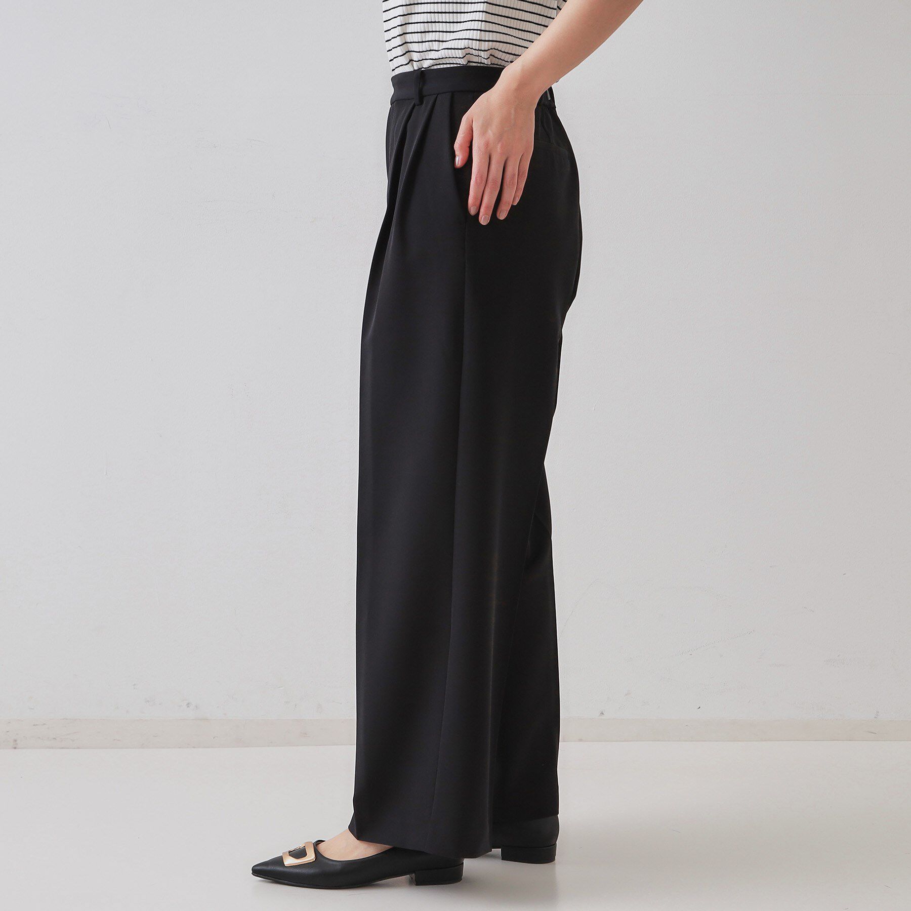 OPAQUE.CLIP「ストレッチタックワイドパンツ【洗濯機洗い可】」|その他|