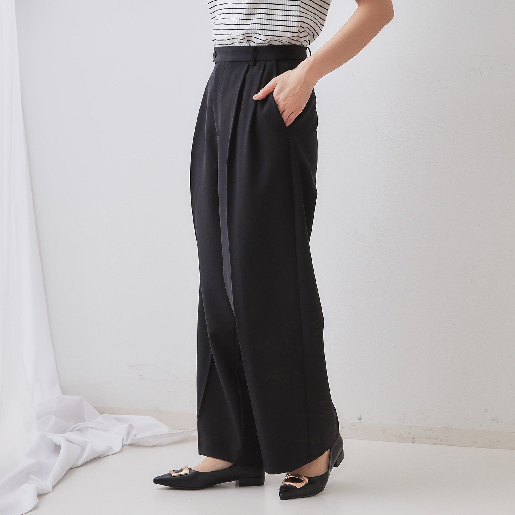 OPAQUE.CLIP「ストレッチタックワイドパンツ【洗濯機洗い可】」|その他|