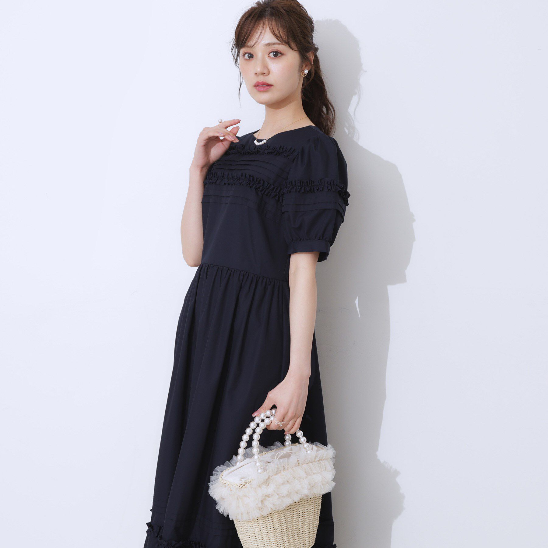 Couture broach「エシカルコットン タック＆フリルワンピース」|ワンピース|ネイビー(094)