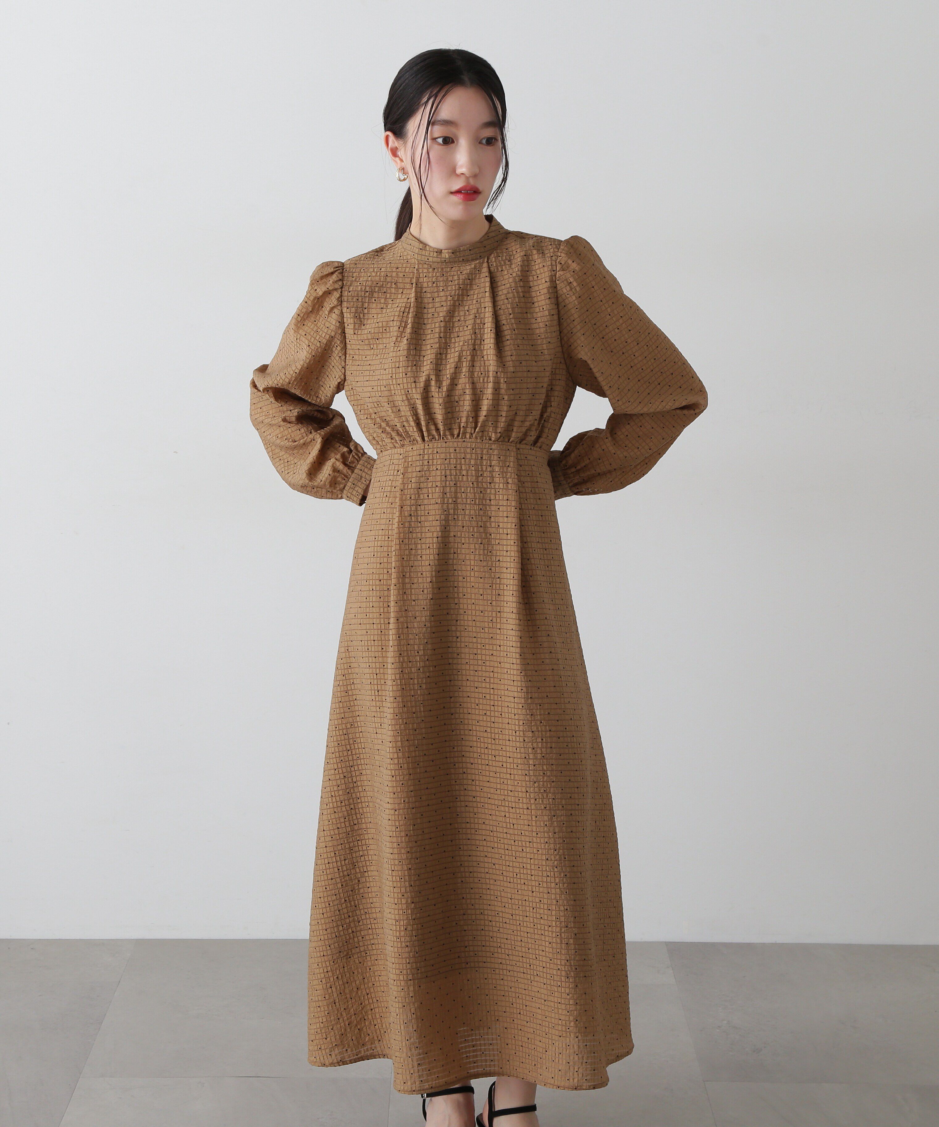  「透かしドットボリュームスリーブワンピース」|ワンピース|