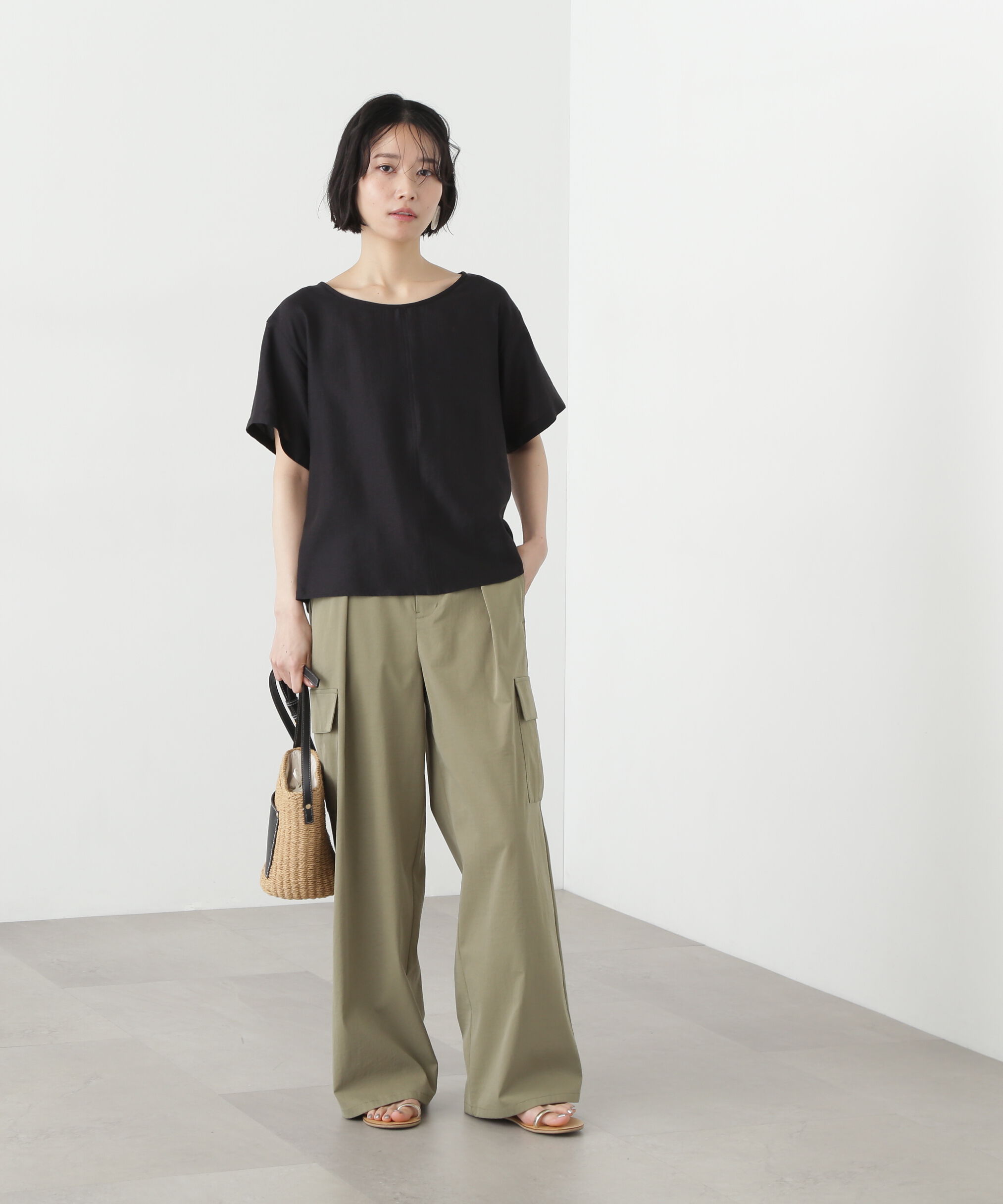  「バックオープンTブラウス」|シャツ・ブラウス|