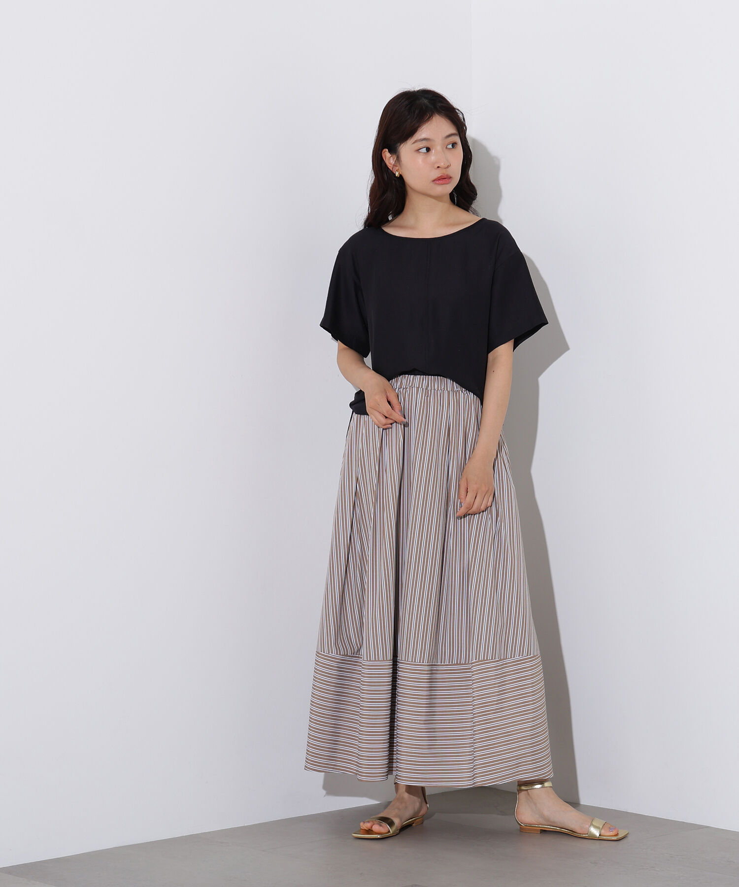  「バックオープンTブラウス」|シャツ・ブラウス|