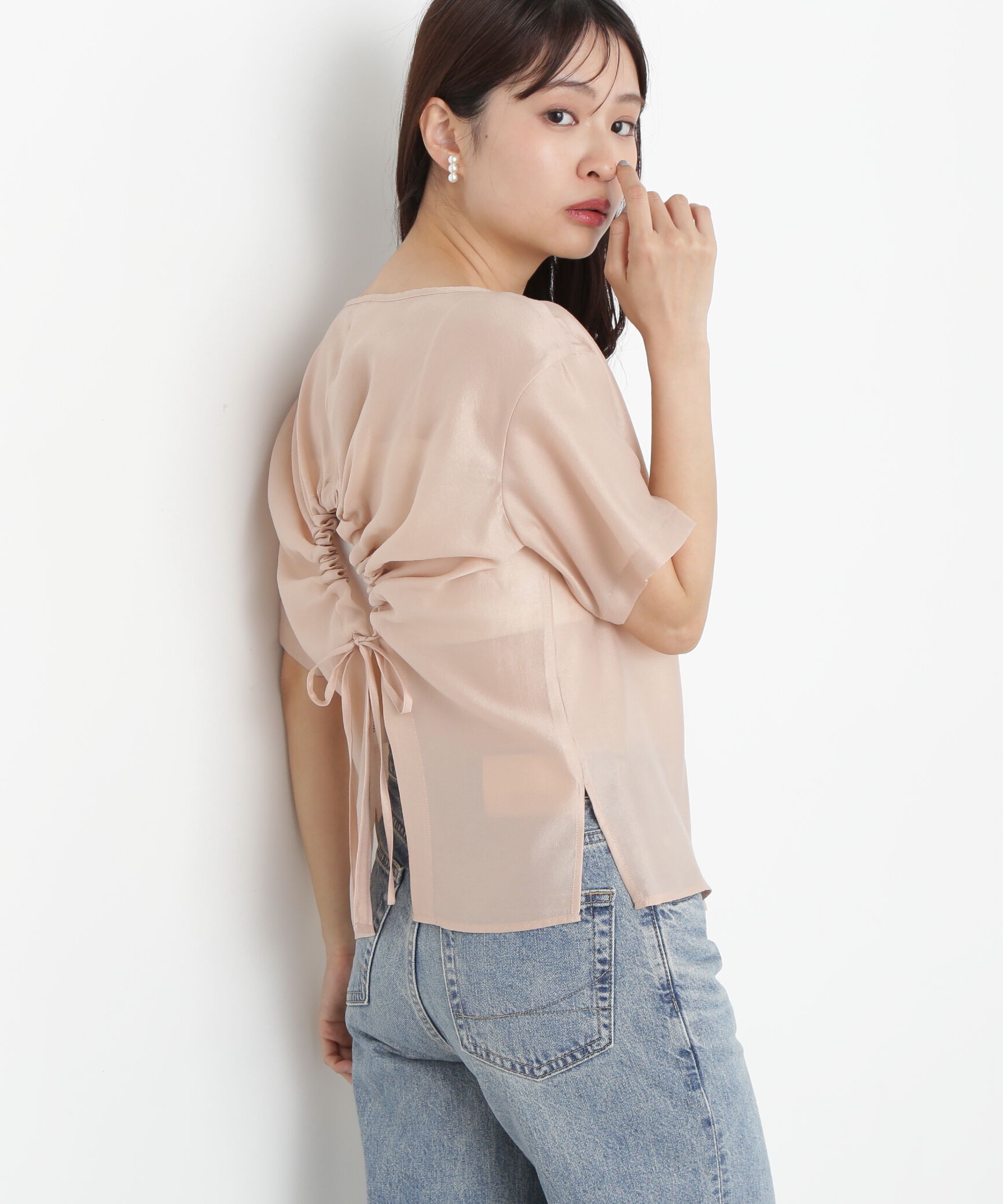  「バックオープンTブラウス」|シャツ・ブラウス|