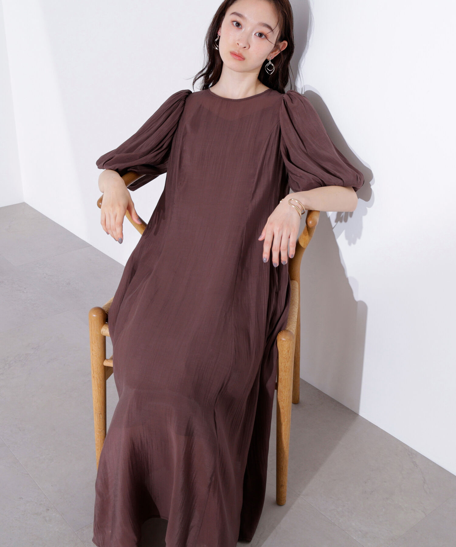  「シアーパフスリーブワンピース」|ワンピース|ブラウン1