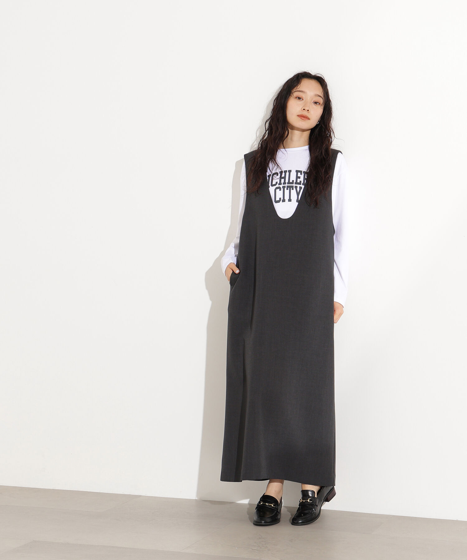  「Uネックナロージャンスカ」|ワンピース|