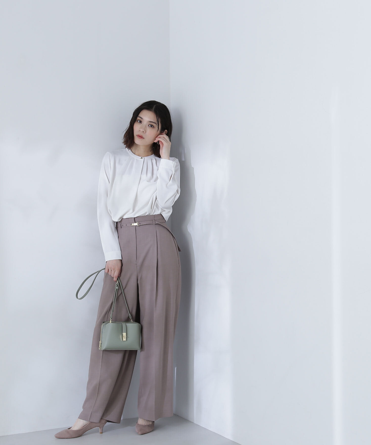  「フロントタックブラウス」|シャツ・ブラウス|