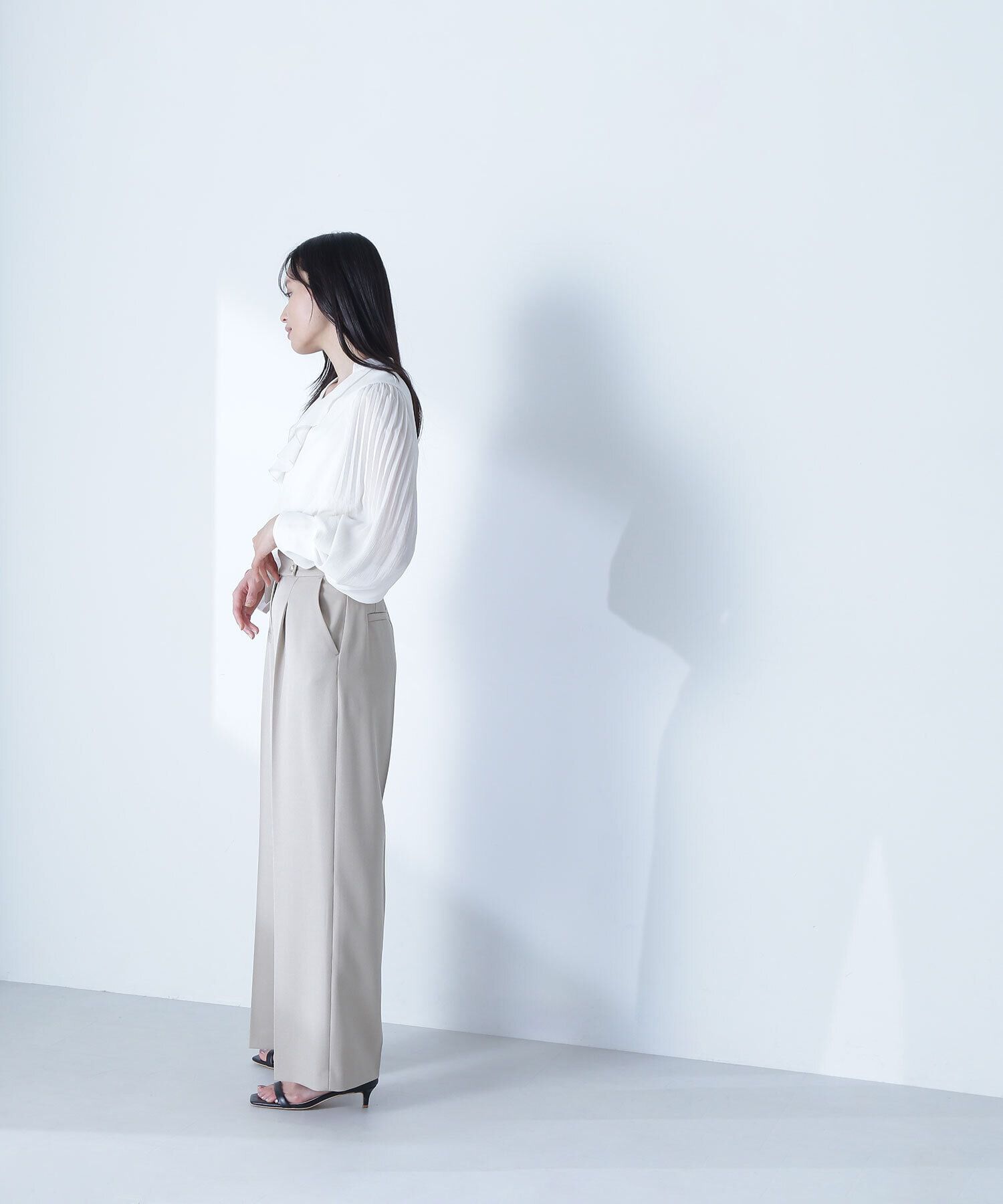  「メタルボタンタックワイドパンツ」|その他|