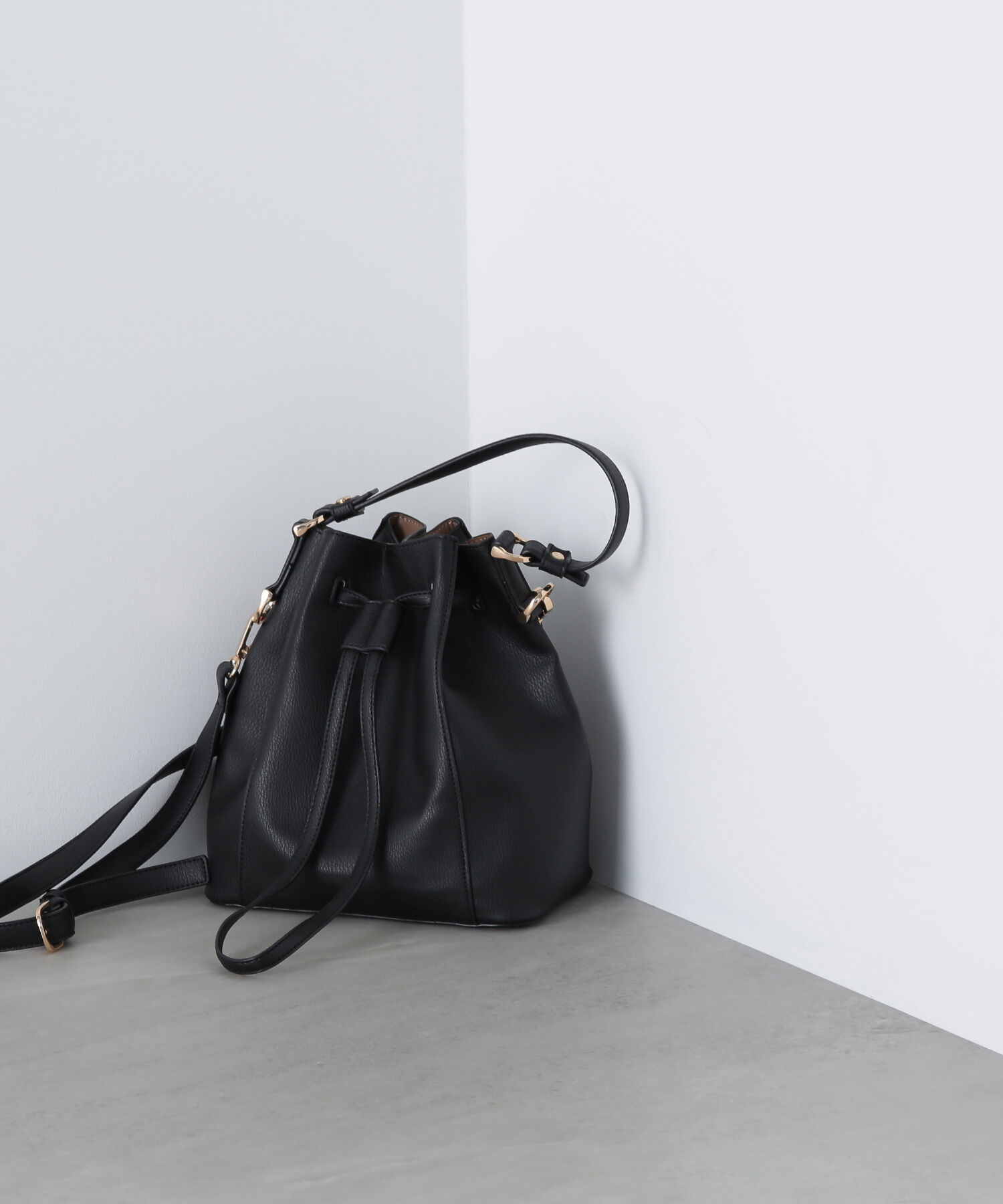  「ロータスバスケットバッグ」|ショルダー・メッセンジャー|クロ