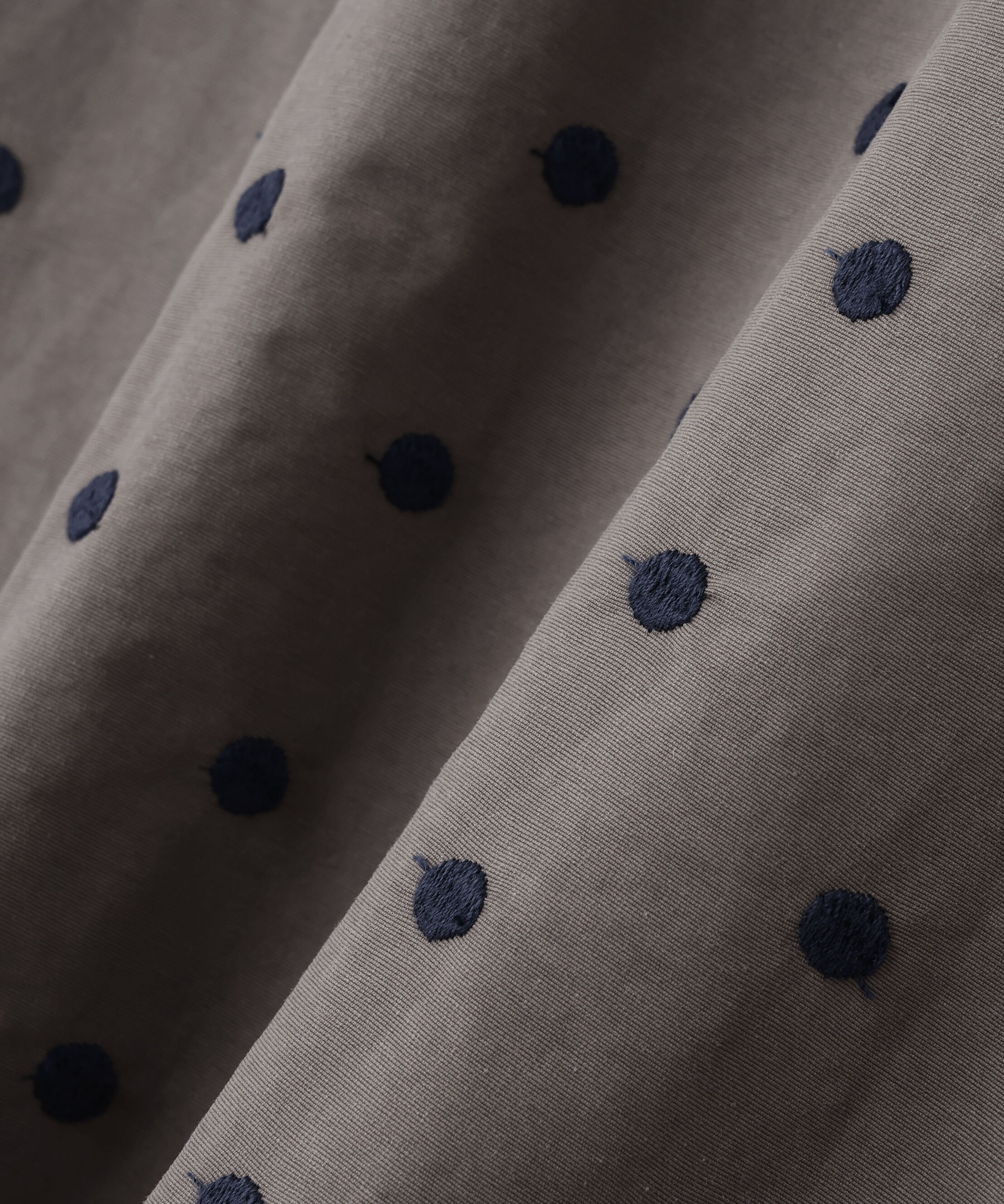 「ドット刺繍タフタワンピース」|ワンピース|