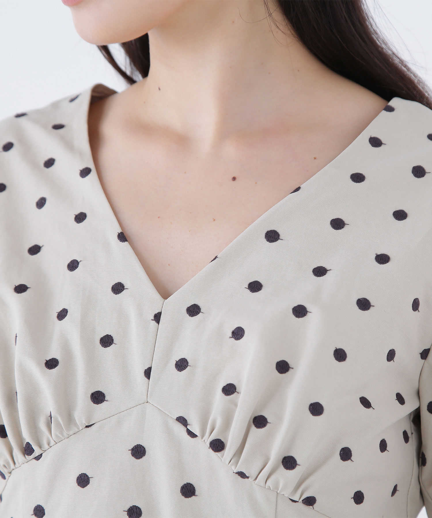  「ドット刺繍タフタワンピース」|ワンピース|