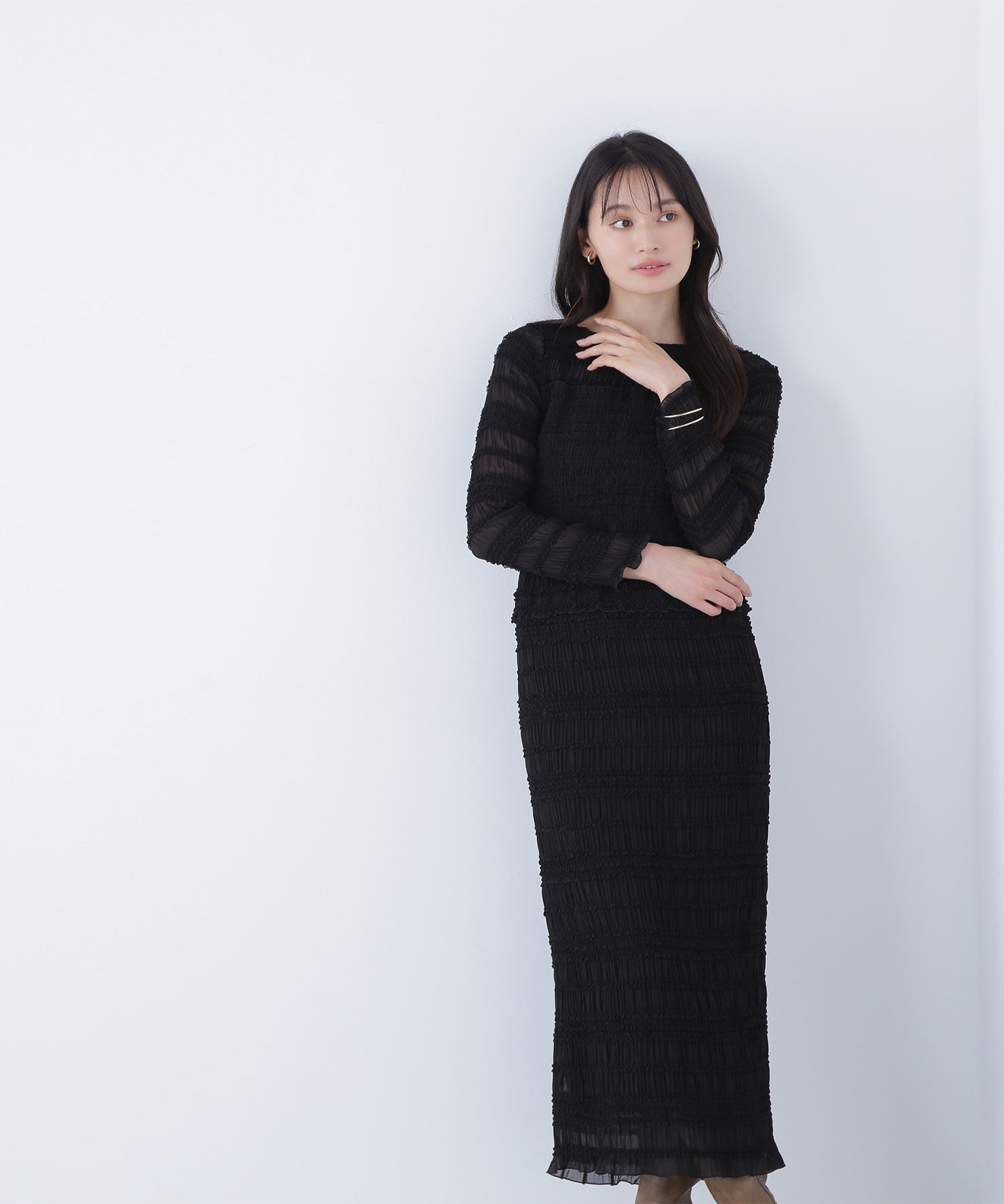  「フリルシャーリングナローワンピース」|ワンピース|ブラック