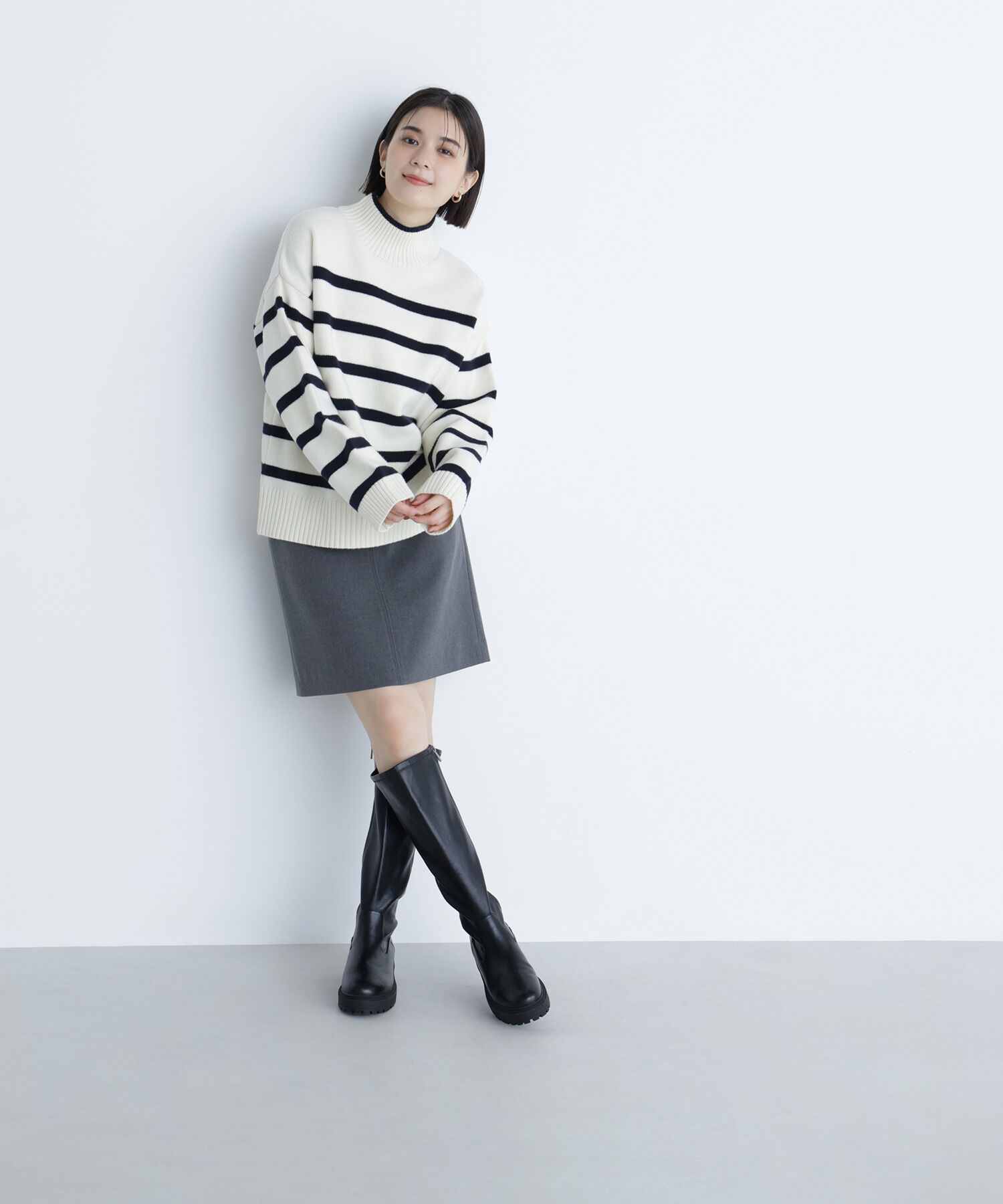  「バックボタンタートルニット」|ニット・セーター|