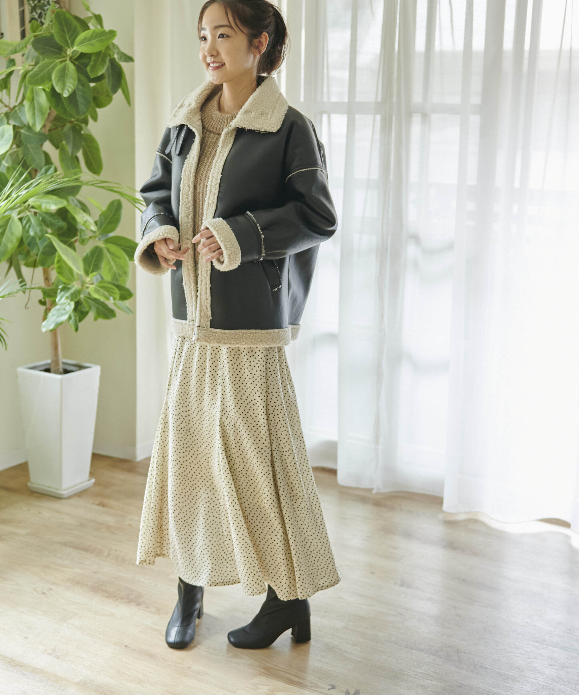  「フェイクレザーボンバージャケット」|ブルゾン・スタジャン|