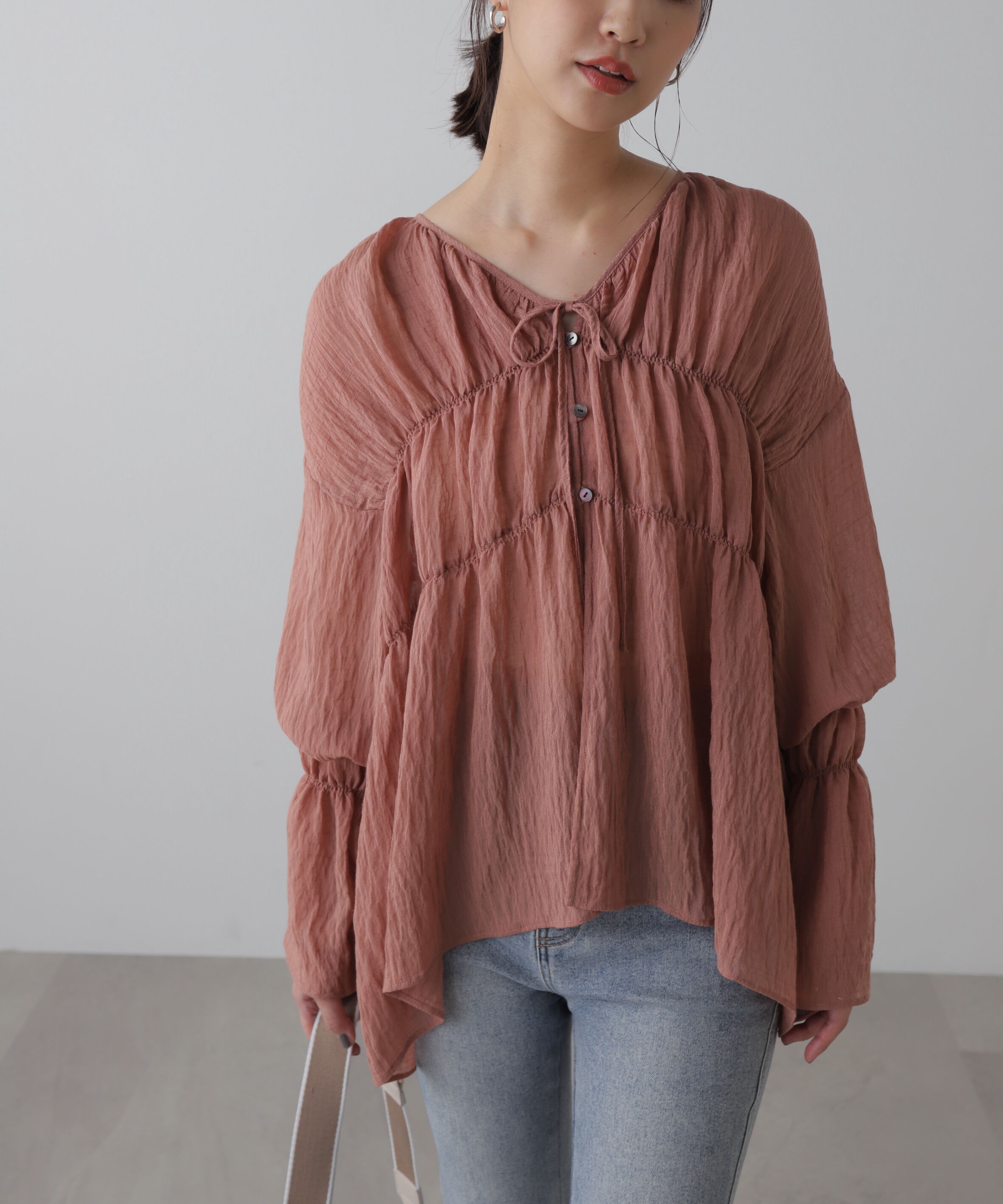  「シャーリングドロストチュニックブラウス」|シャツ・ブラウス|