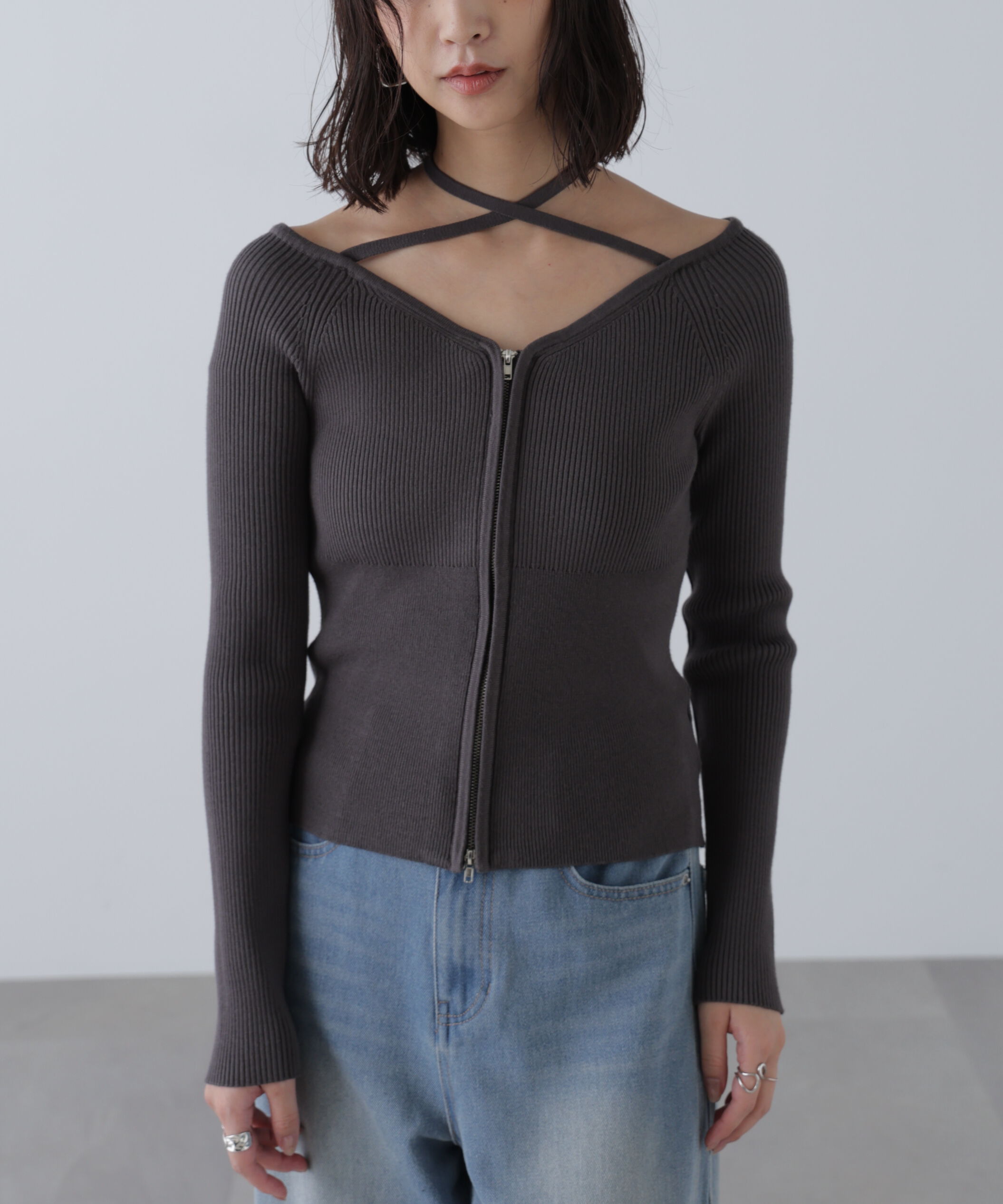  「ジップアップオフショルダーリブニット」|ニット・セーター|