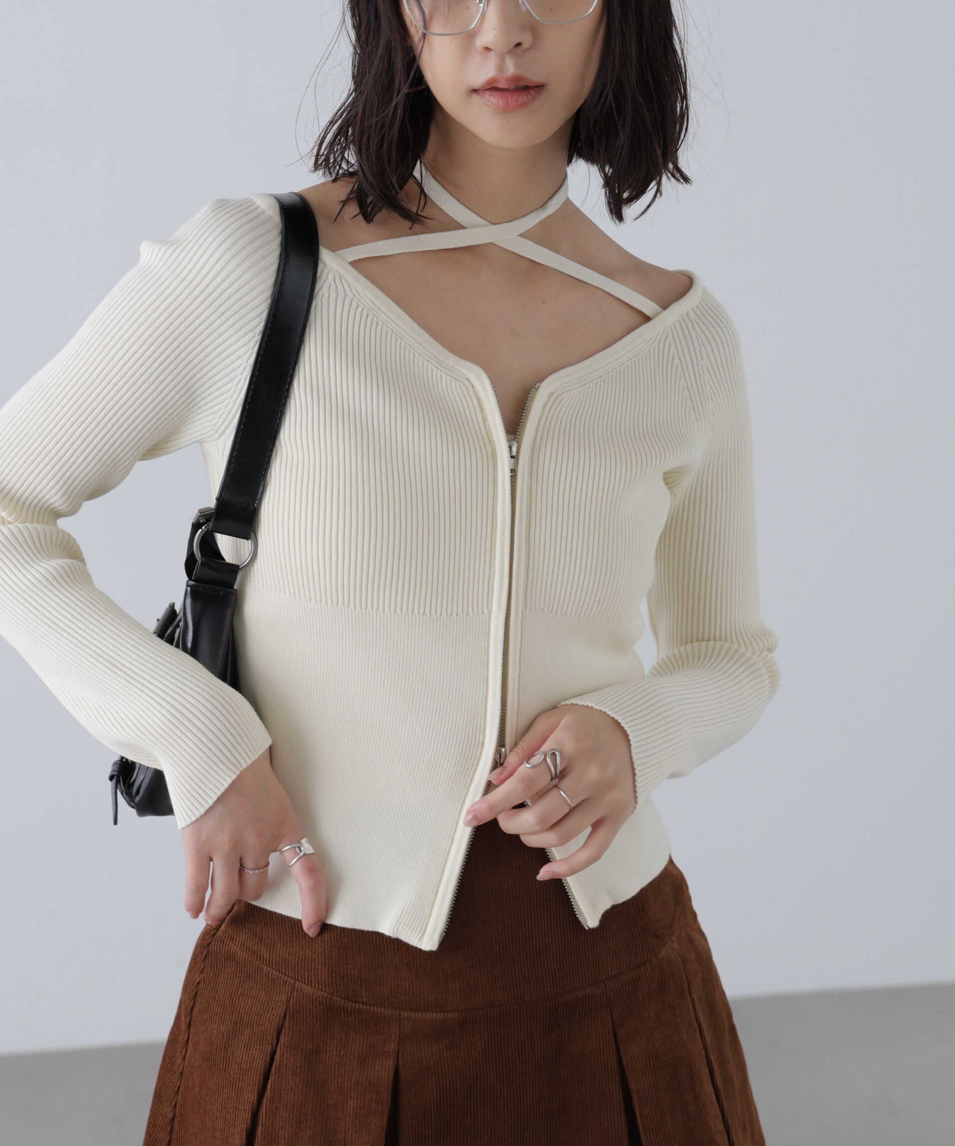  「ジップアップオフショルダーリブニット」|ニット・セーター|オフ