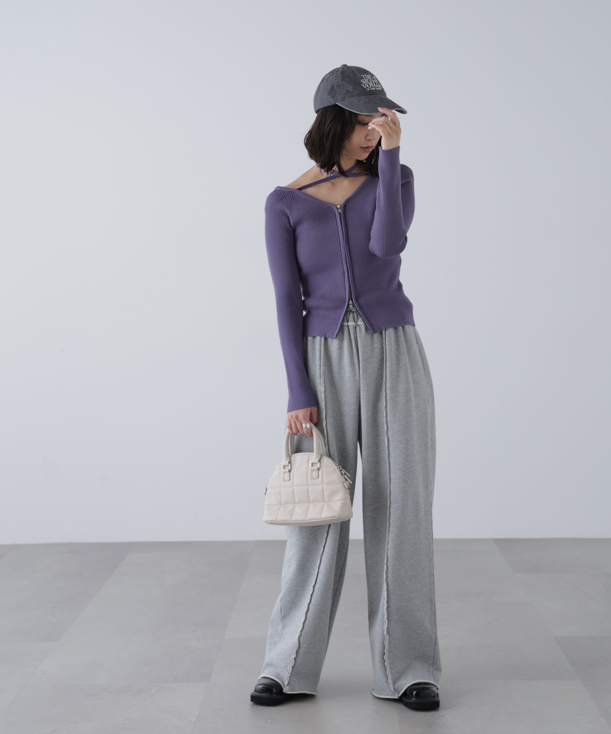  「ジップアップオフショルダーリブニット」|ニット・セーター|