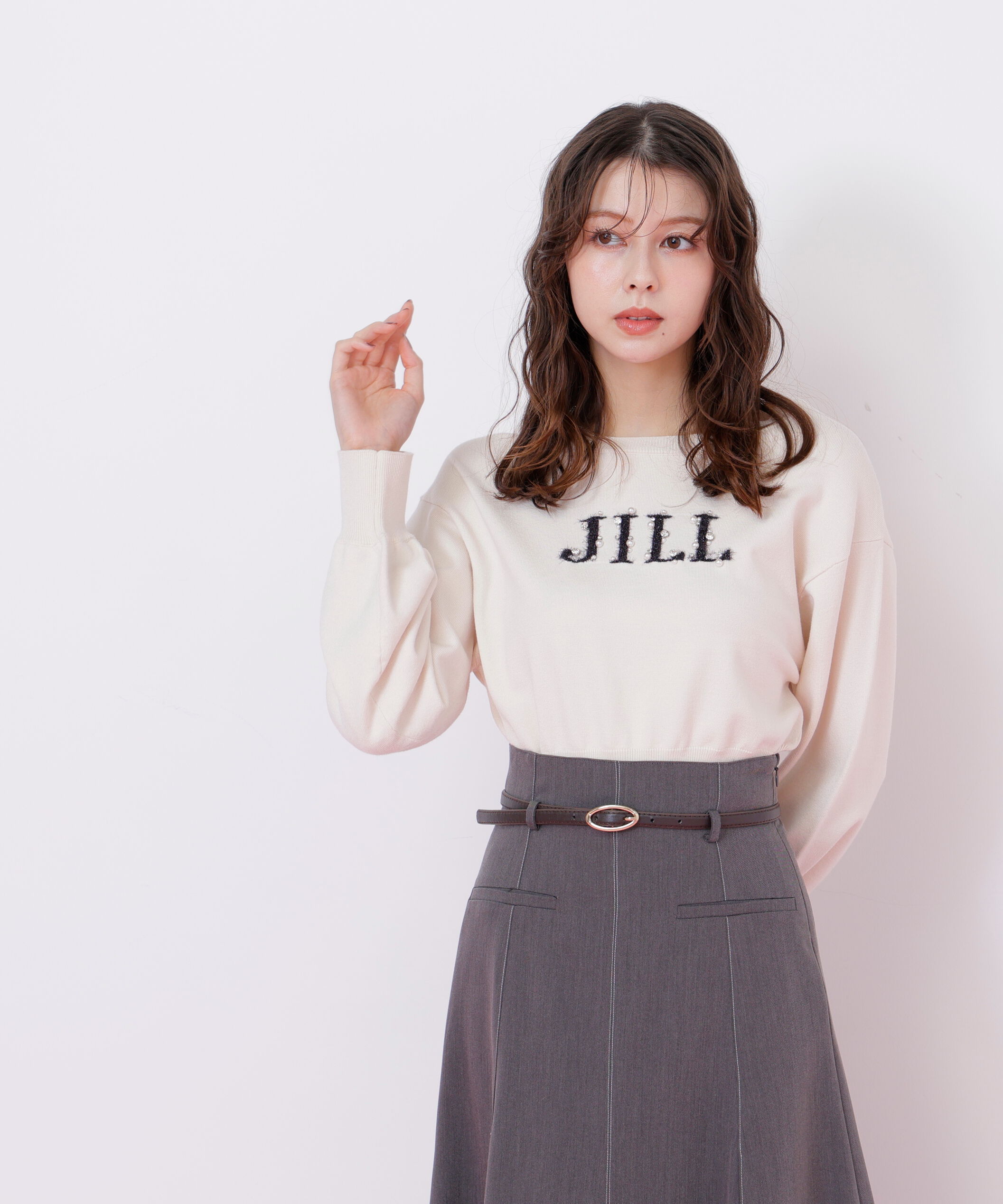  「ファンシーヤーンビジューロゴニット」|ニット・セーター|