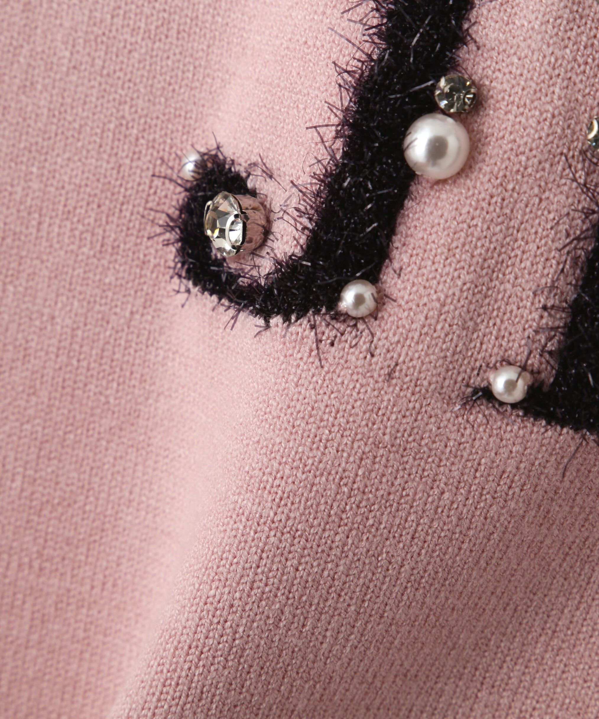  「ファンシーヤーンビジューロゴニット」|ニット・セーター|