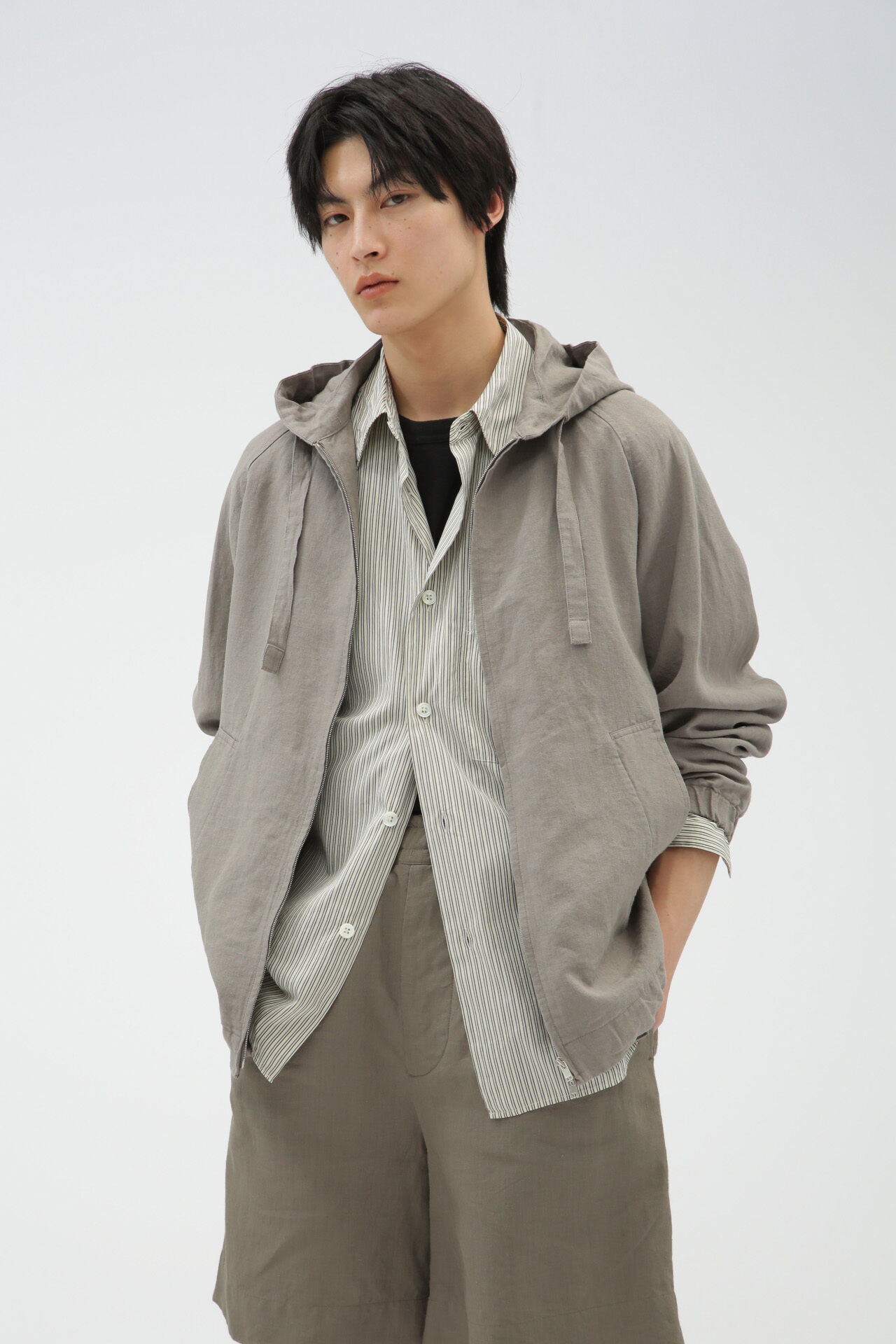 MARGARET HOWELL「LINEN PLAINWEAVE」|ブルゾン・スタジャン|STONE3