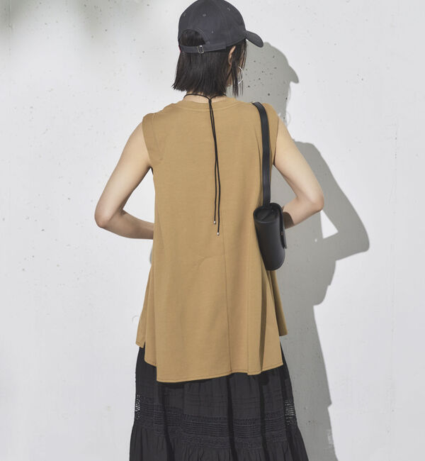 Doux archives「タックデザインノースリプルオーバー」|タンクトップ|