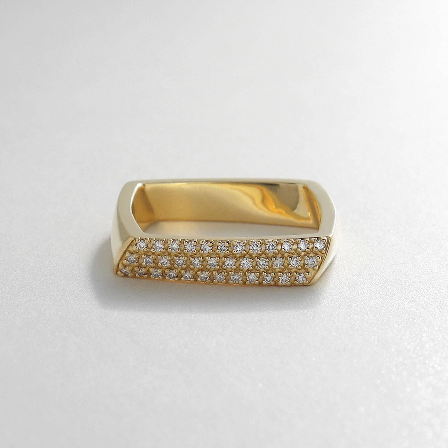 COCOSHNIK「K18ダイヤモンド シフトスクエア リング」|リング|