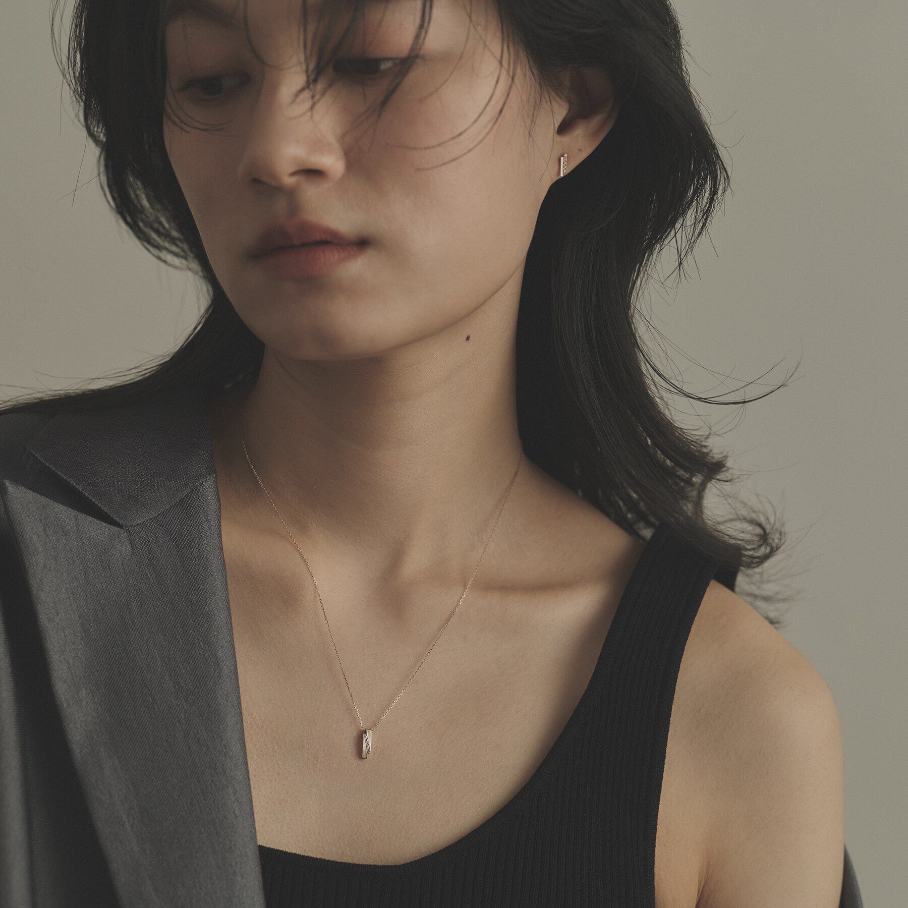 COCOSHNIK「K10ダイヤモンド シフテッドレクタングル ネックレス」|ネックレス|