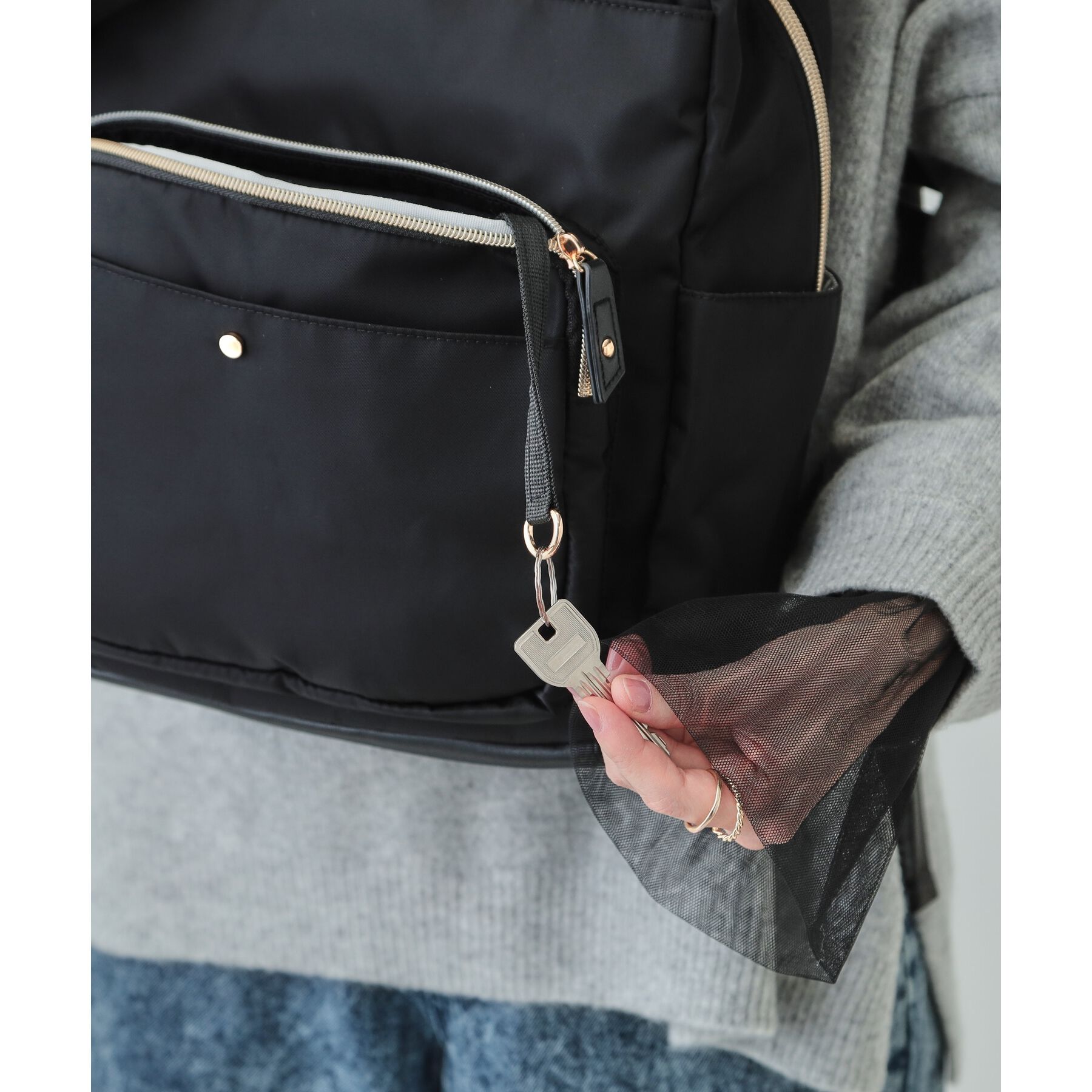 SHOO･LA･RUE「【撥水／背中ポケット】整理整頓できちゃうリュック」|リュック|