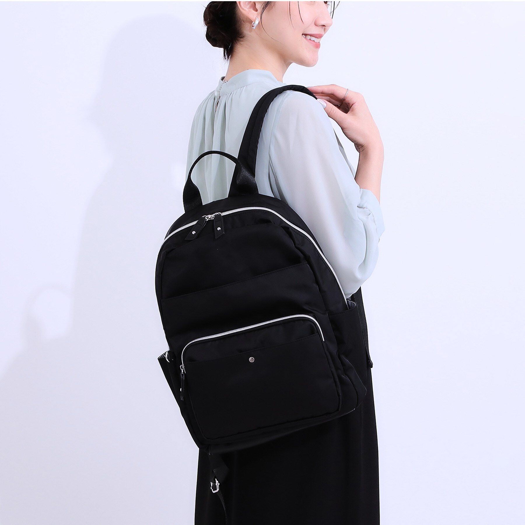 SHOO･LA･RUE「【撥水／背中ポケット】整理整頓できちゃうリュック」|リュック|