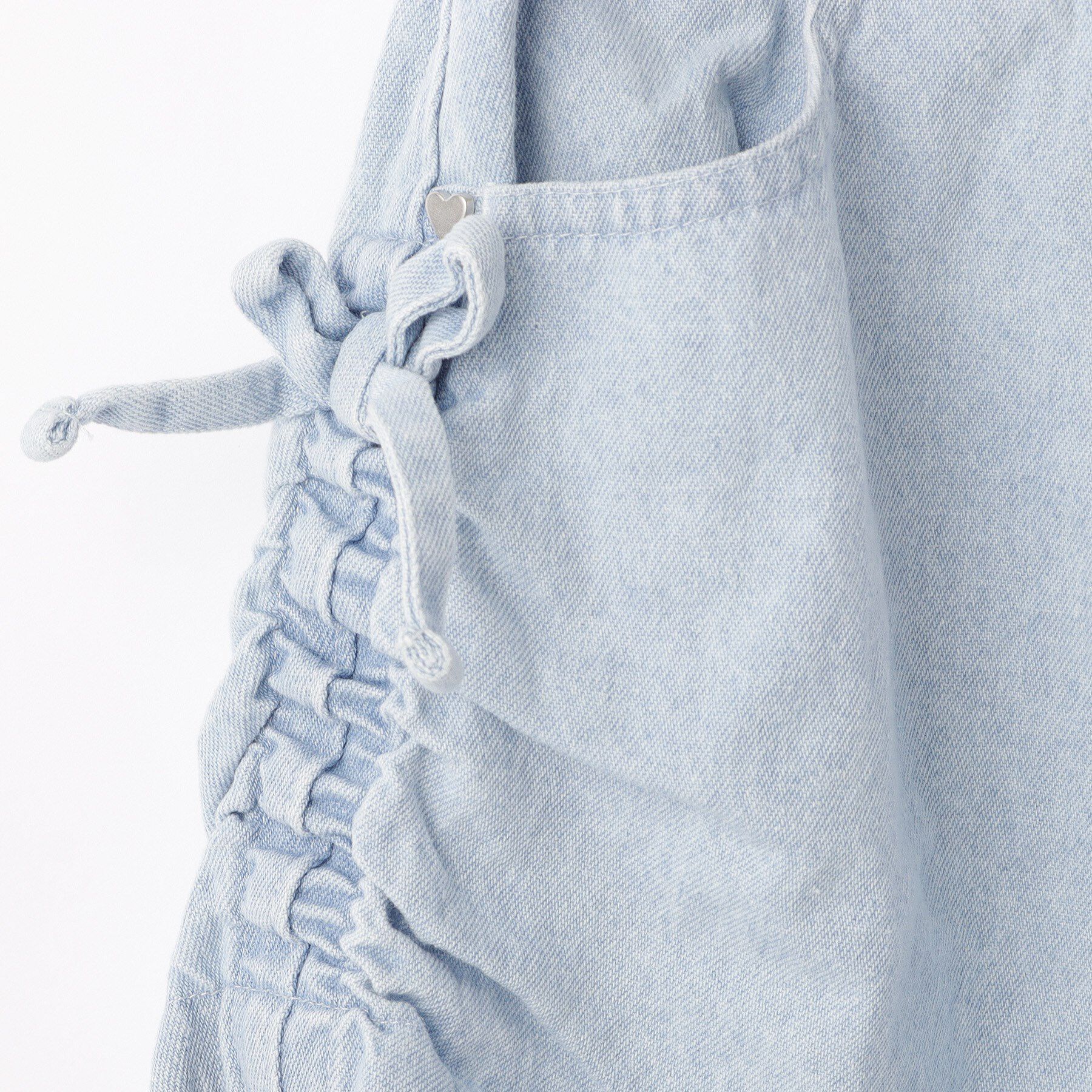 SHOO･LA･RUE「【100-150cm】シャーリングがポイント ケミカルデニムショートパンツ」|キュロット|