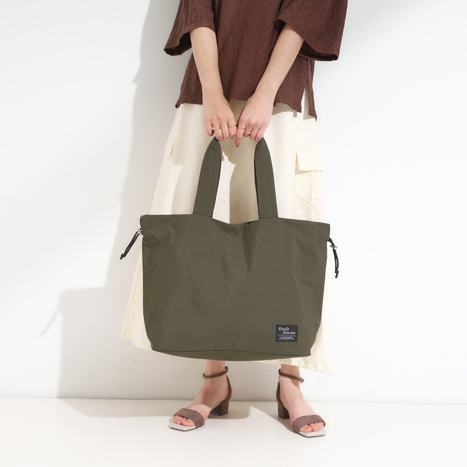 SHOO･LA･RUE「【撥水】ビッグ巾着トートバッグ」|トートバッグ|ブラウン(044)