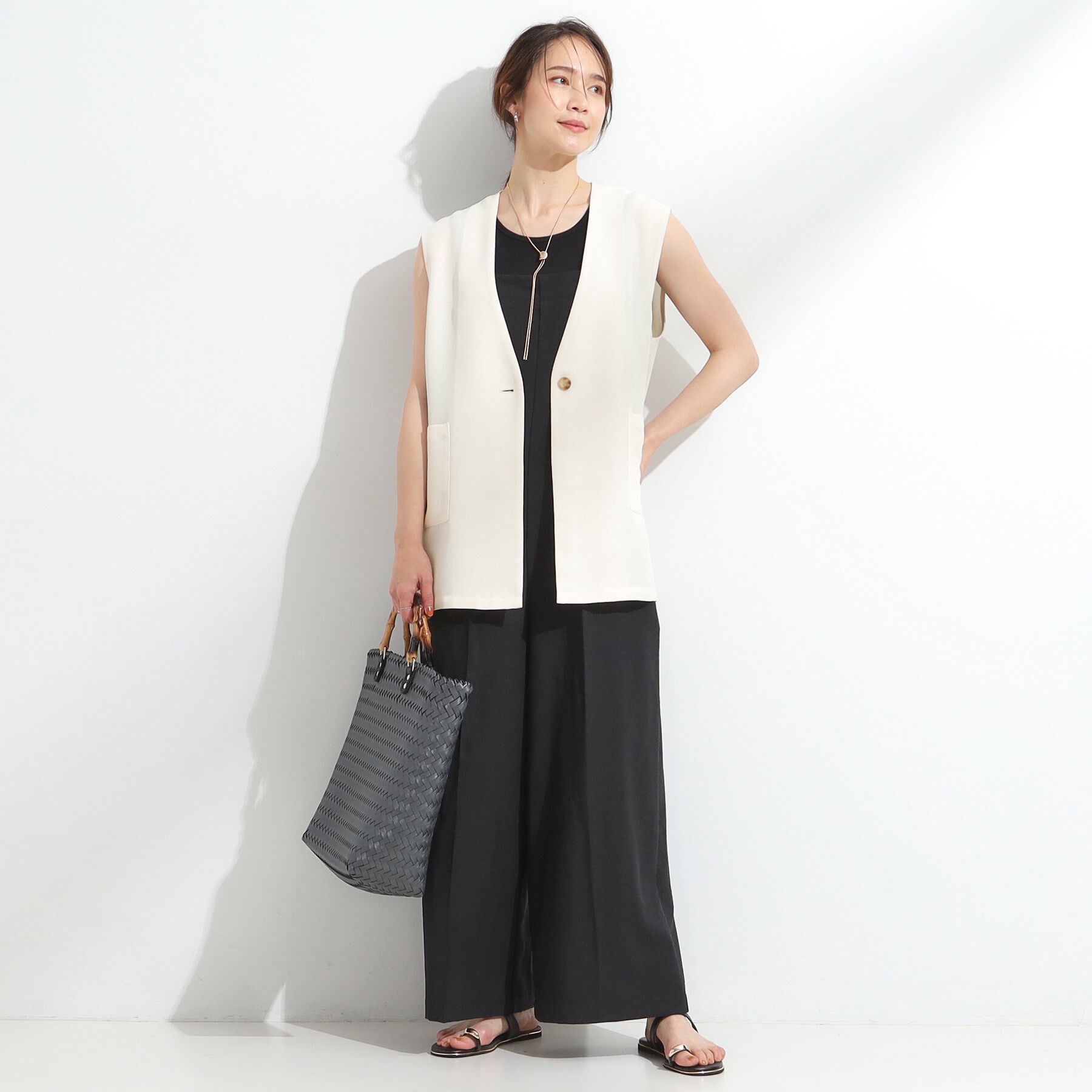 SHOO･LA･RUE「【S-LL】夏のレイヤードコーデに さらりと着られるメッシュジレ」|ベスト・ジレ|