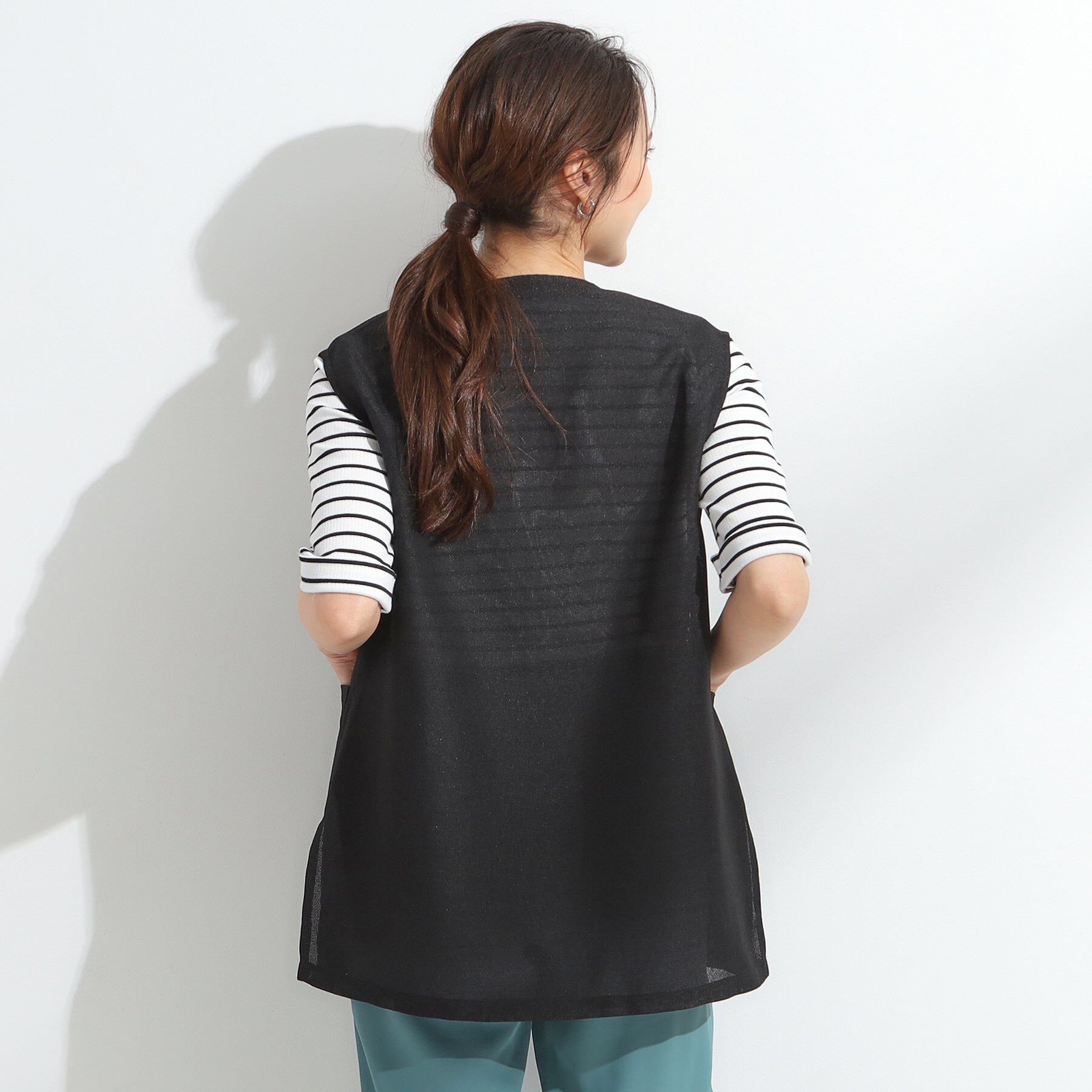 SHOO･LA･RUE「【S-LL】夏のレイヤードコーデに さらりと着られるメッシュジレ」|ベスト・ジレ|