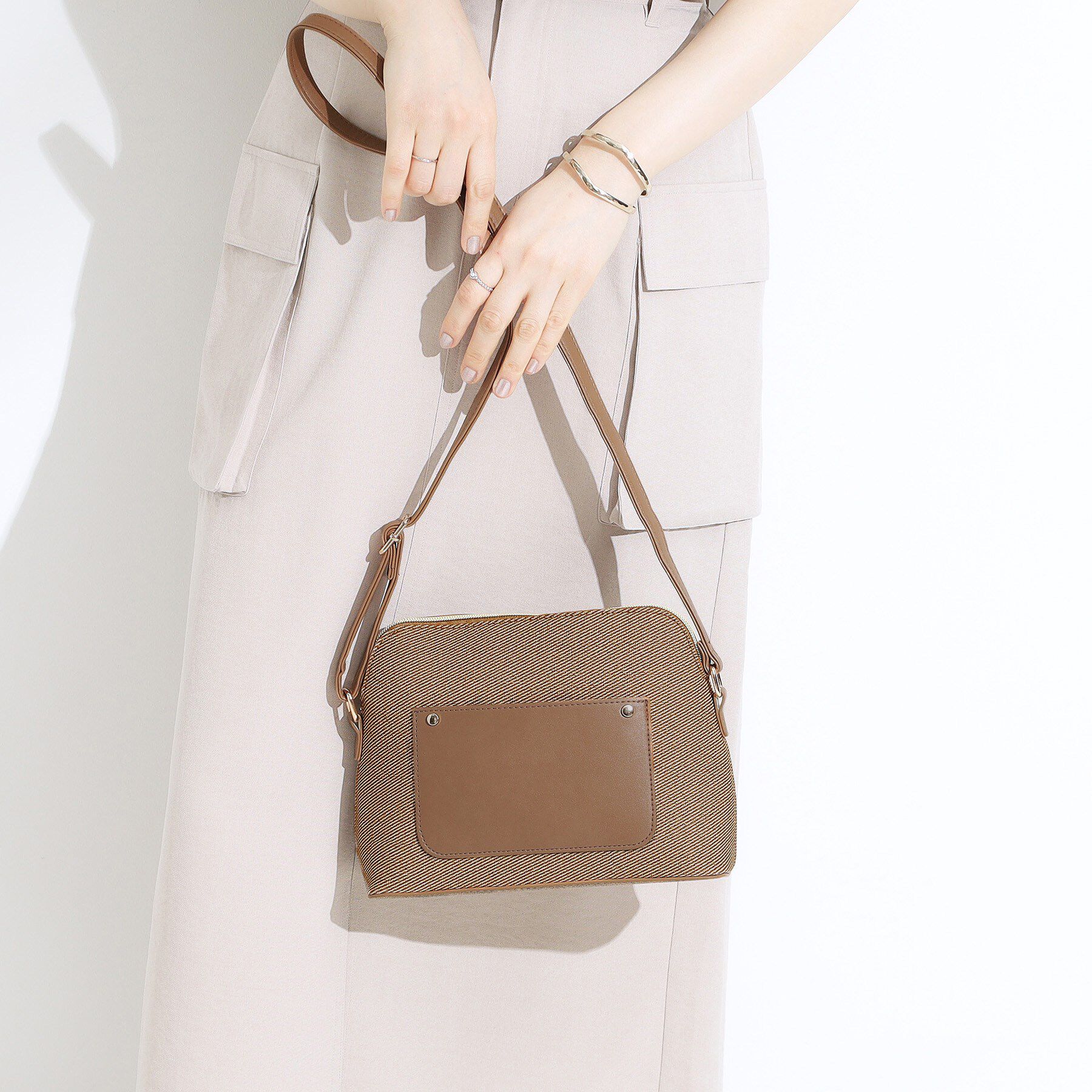 SHOO･LA･RUE「キャンバス風合皮ショルダーバッグ」|ショルダー・メッセンジャー|