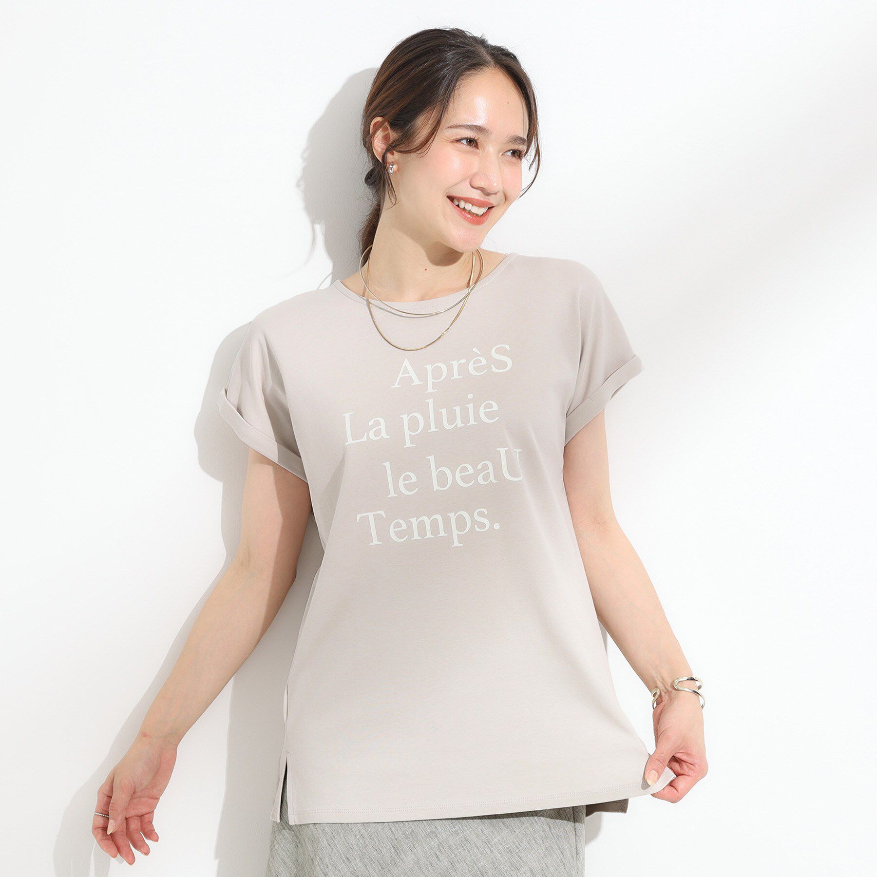 SHOO･LA･RUE「【汗ジミ防止/ひんやり/UV】ロゴプリントTシャツ」|Tシャツ・カットソー|